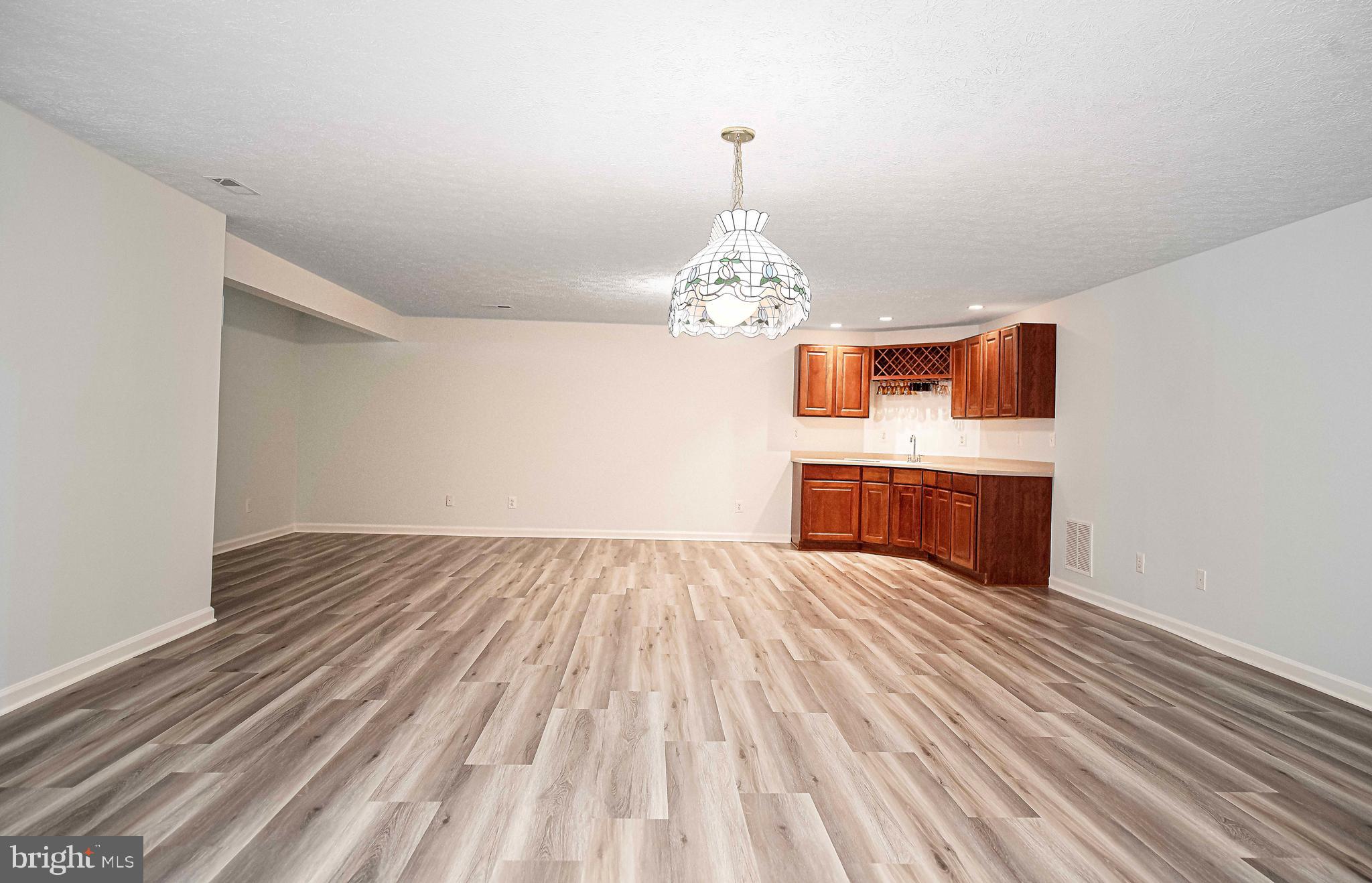 VINEYARD OAK - Residential