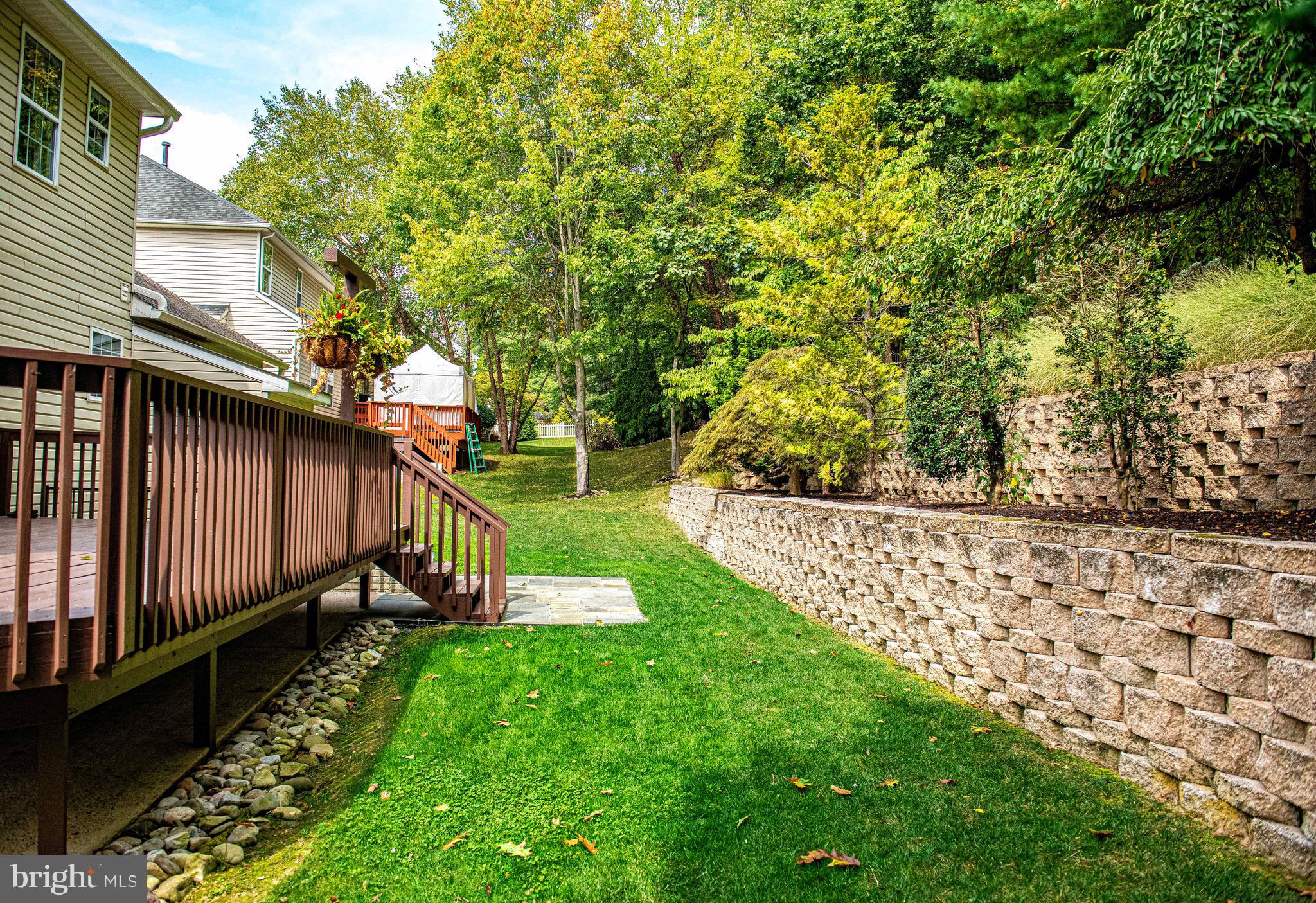 VINEYARD OAK - Residential