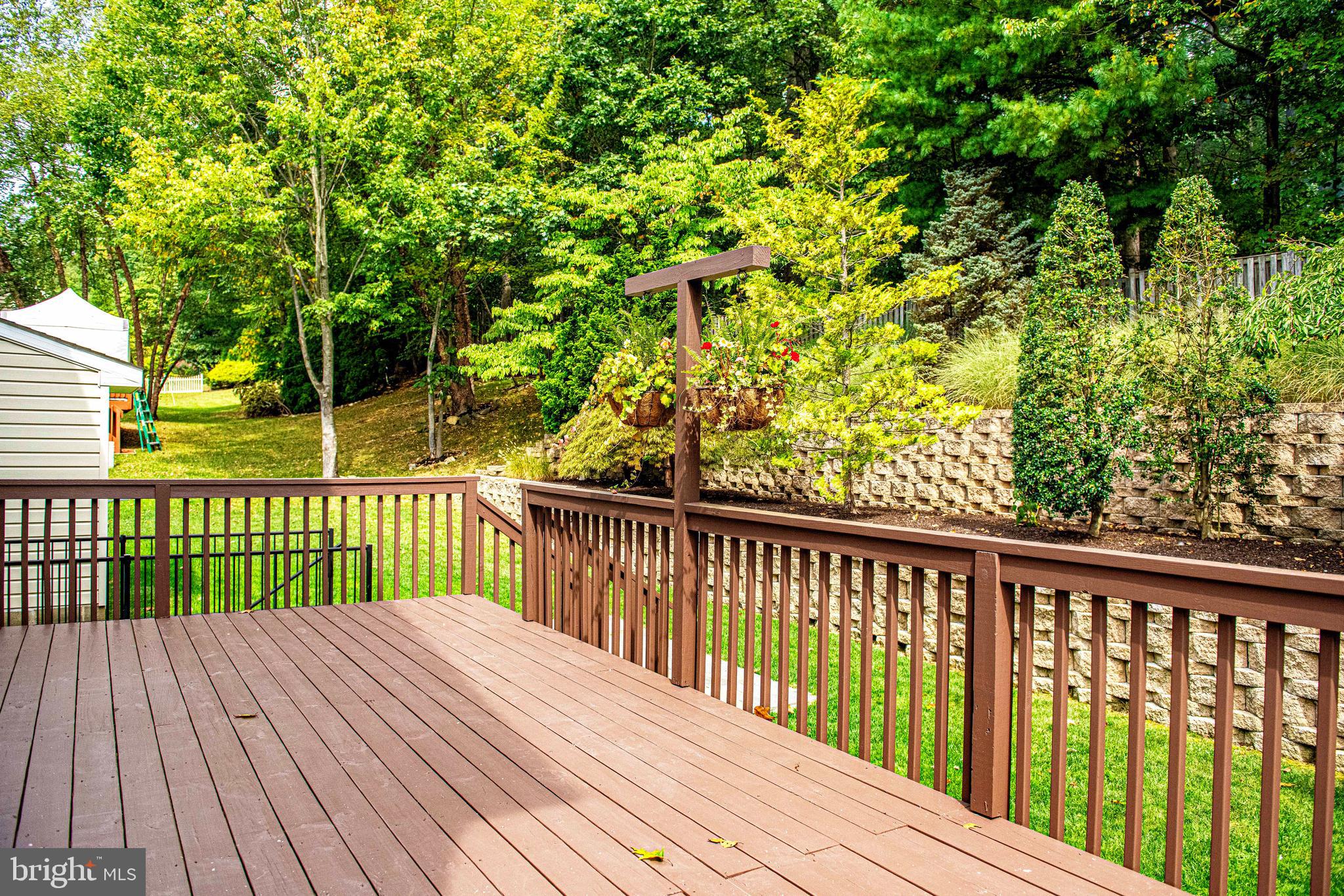 VINEYARD OAK - Residential
