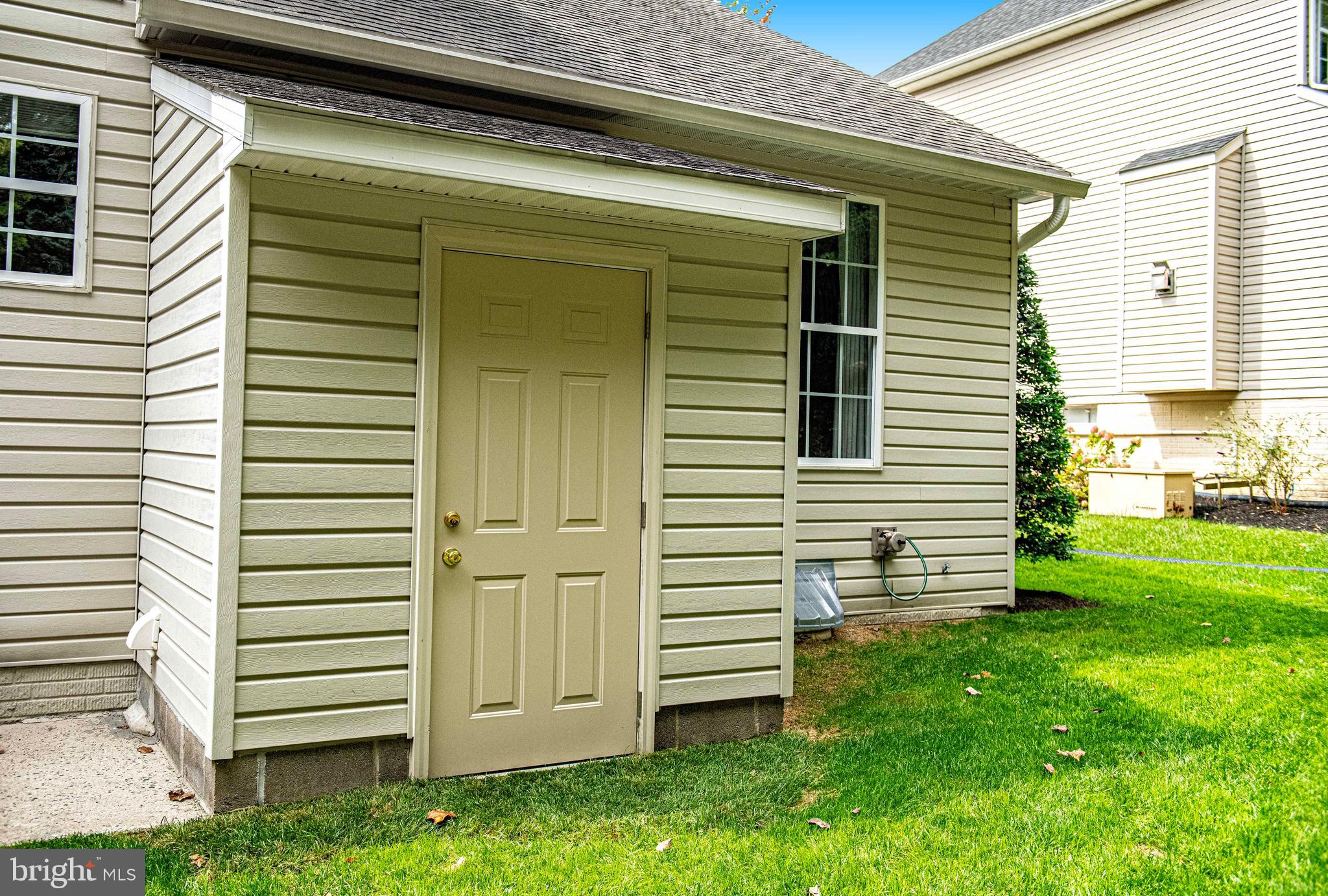 VINEYARD OAK - Residential