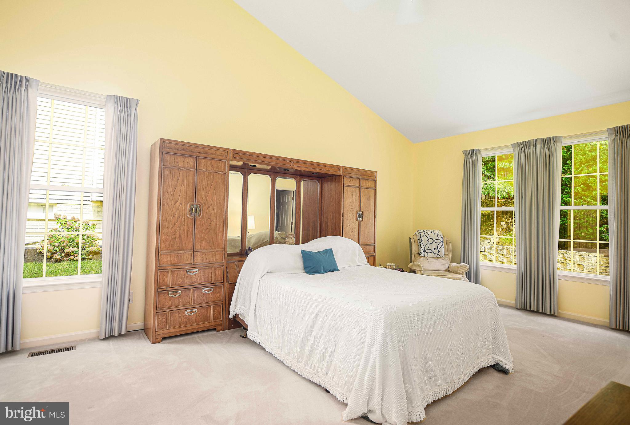 VINEYARD OAK - Residential