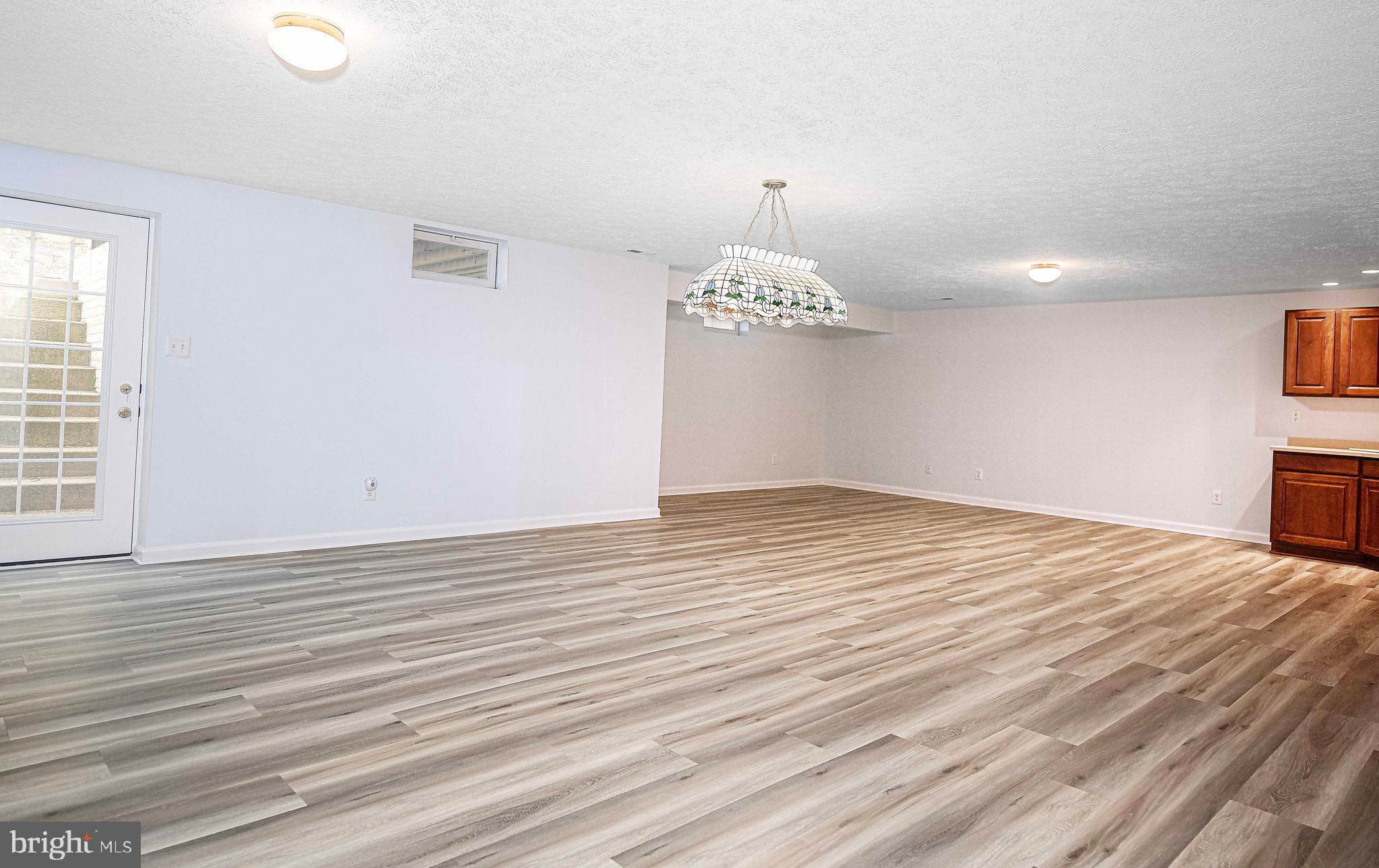 VINEYARD OAK - Residential