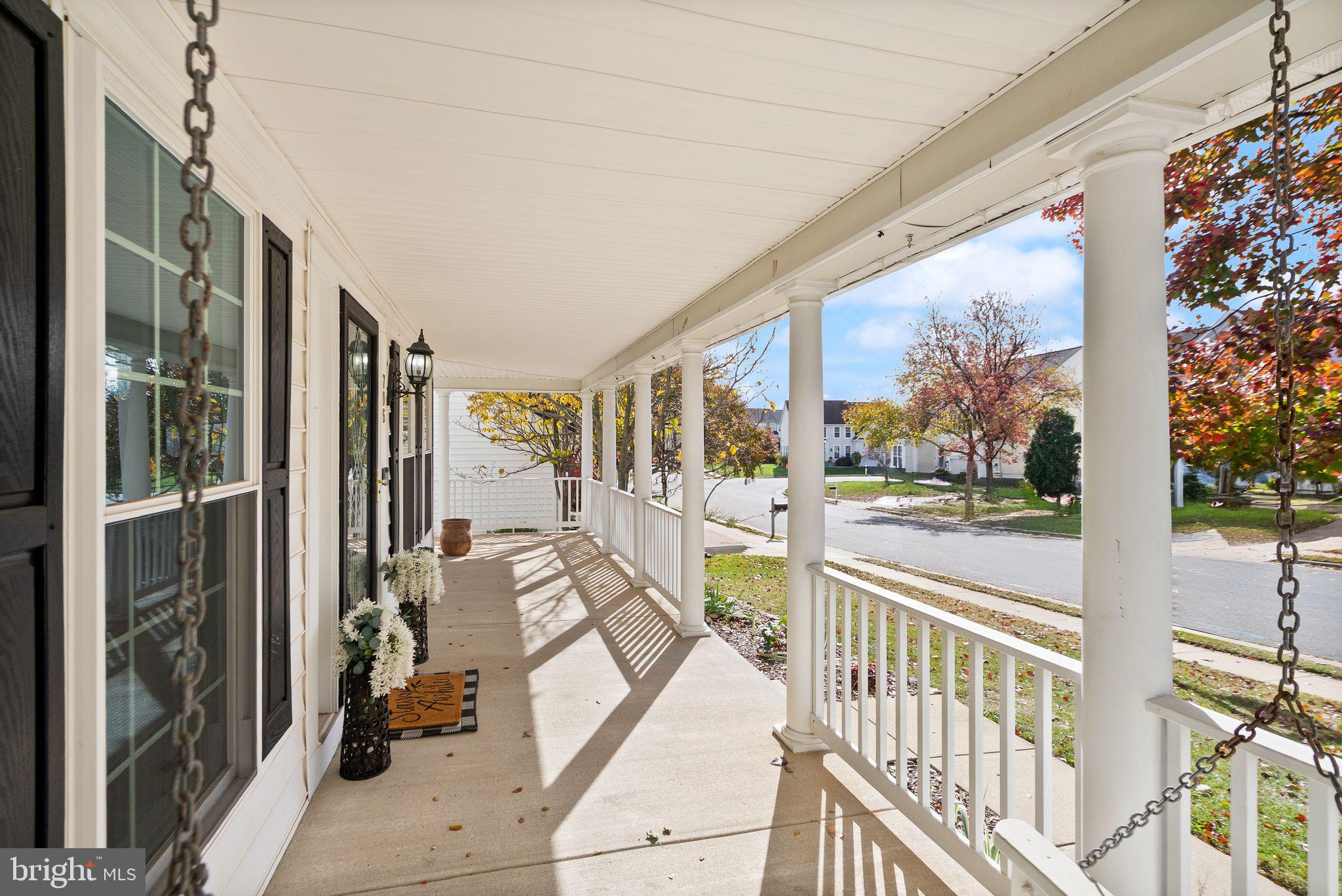 706 INVERMERE DRIVE NE