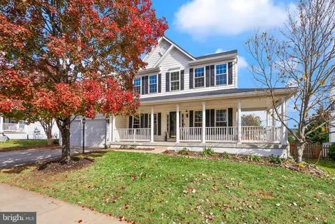 706 Invermere Drive NE, Leesburg, VA MLS: VALO2108270