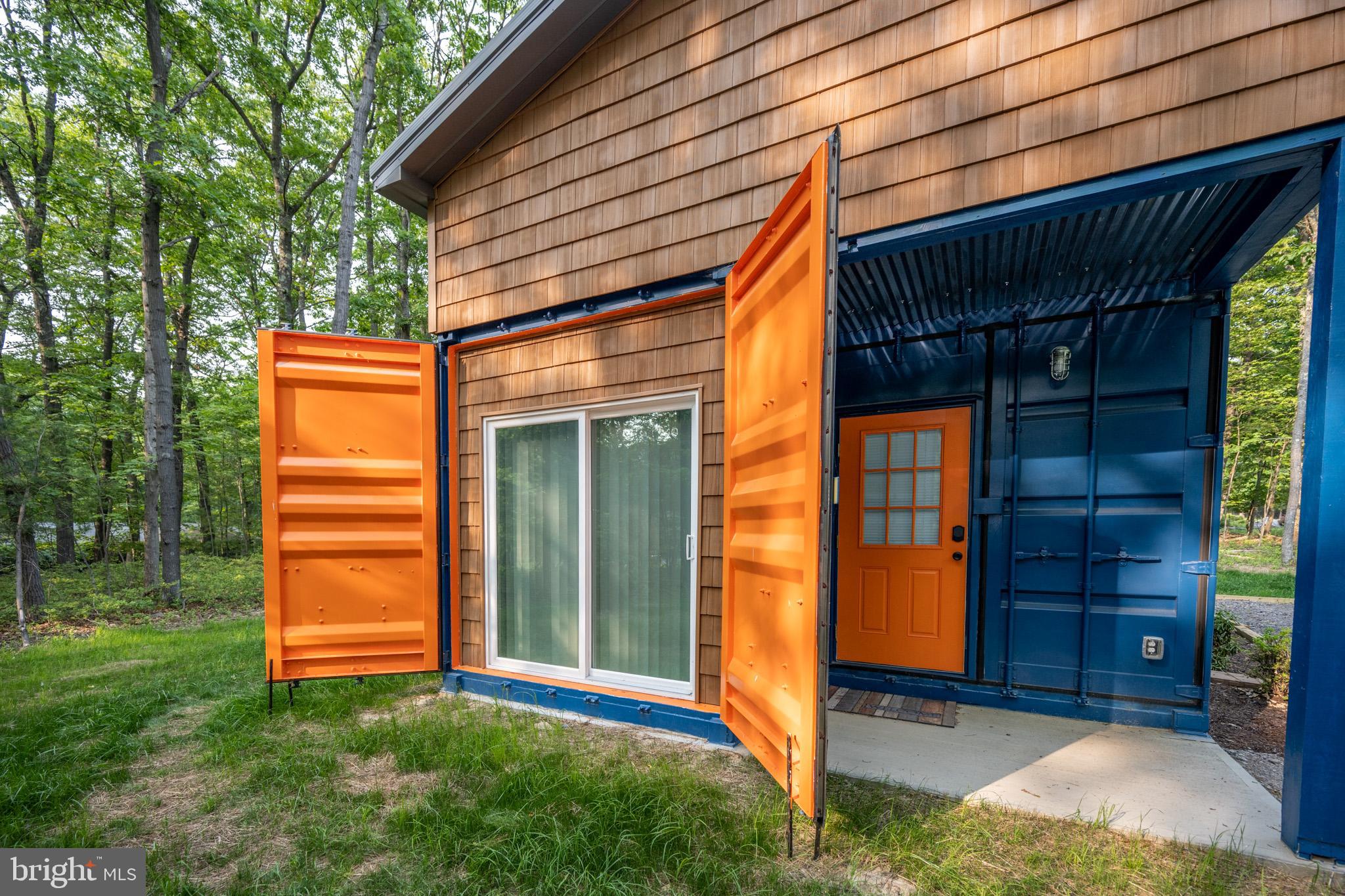 GLENDALE ROAD - Residential