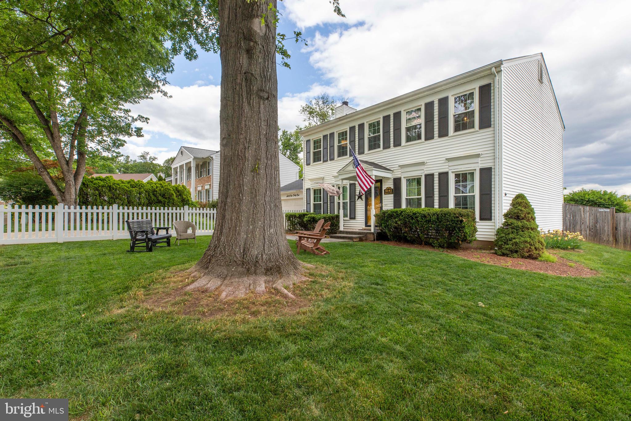 BENT TREE - Residential