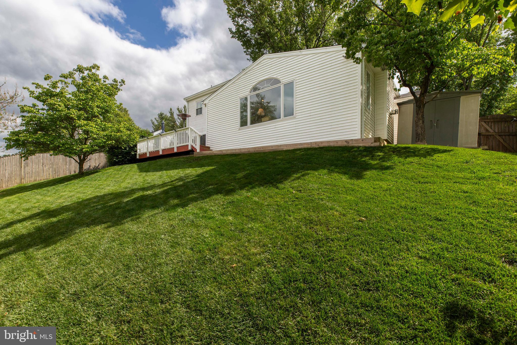 BENT TREE - Residential