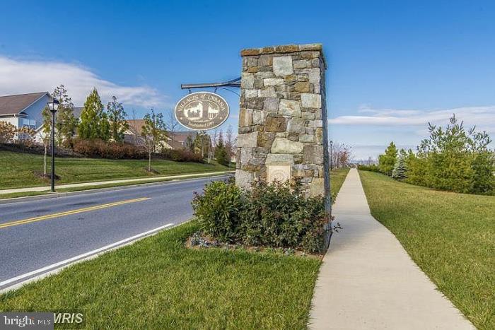 VILLAGES OF URBANA - Residential Lease