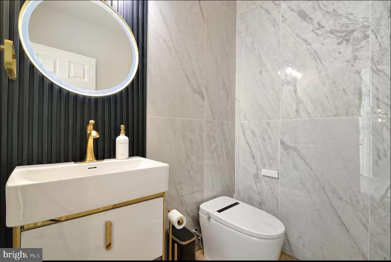 PROVIDENCE RIDGE - Residential