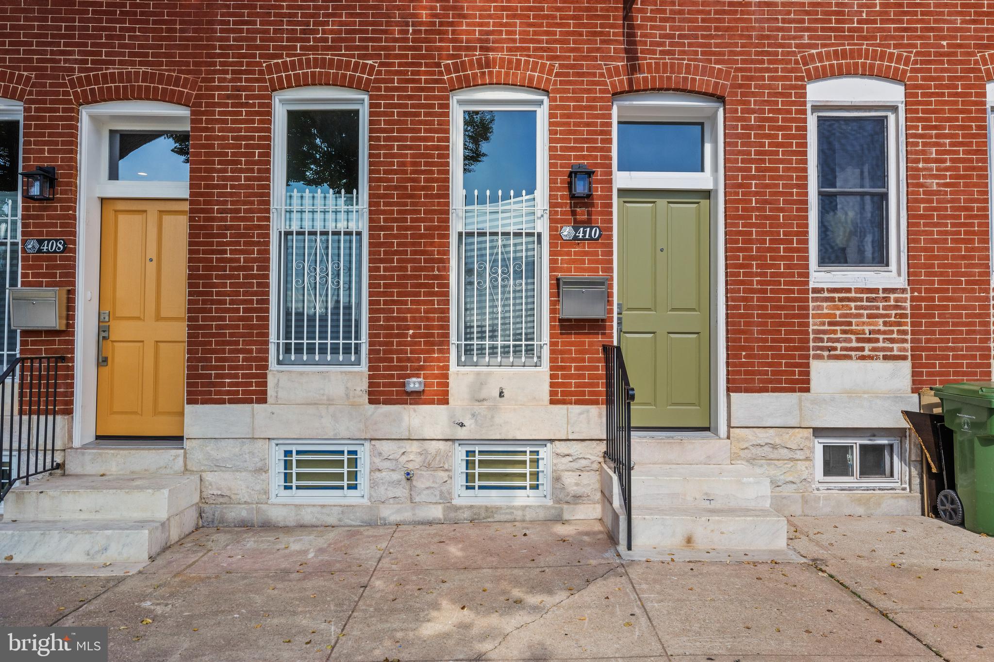 JOHNSTON SQUARE - Residential