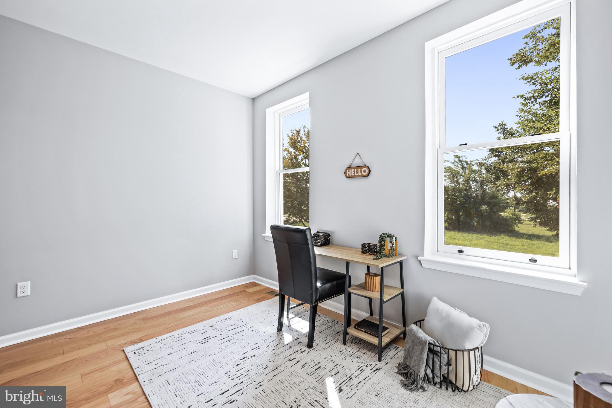 JOHNSTON SQUARE - Residential