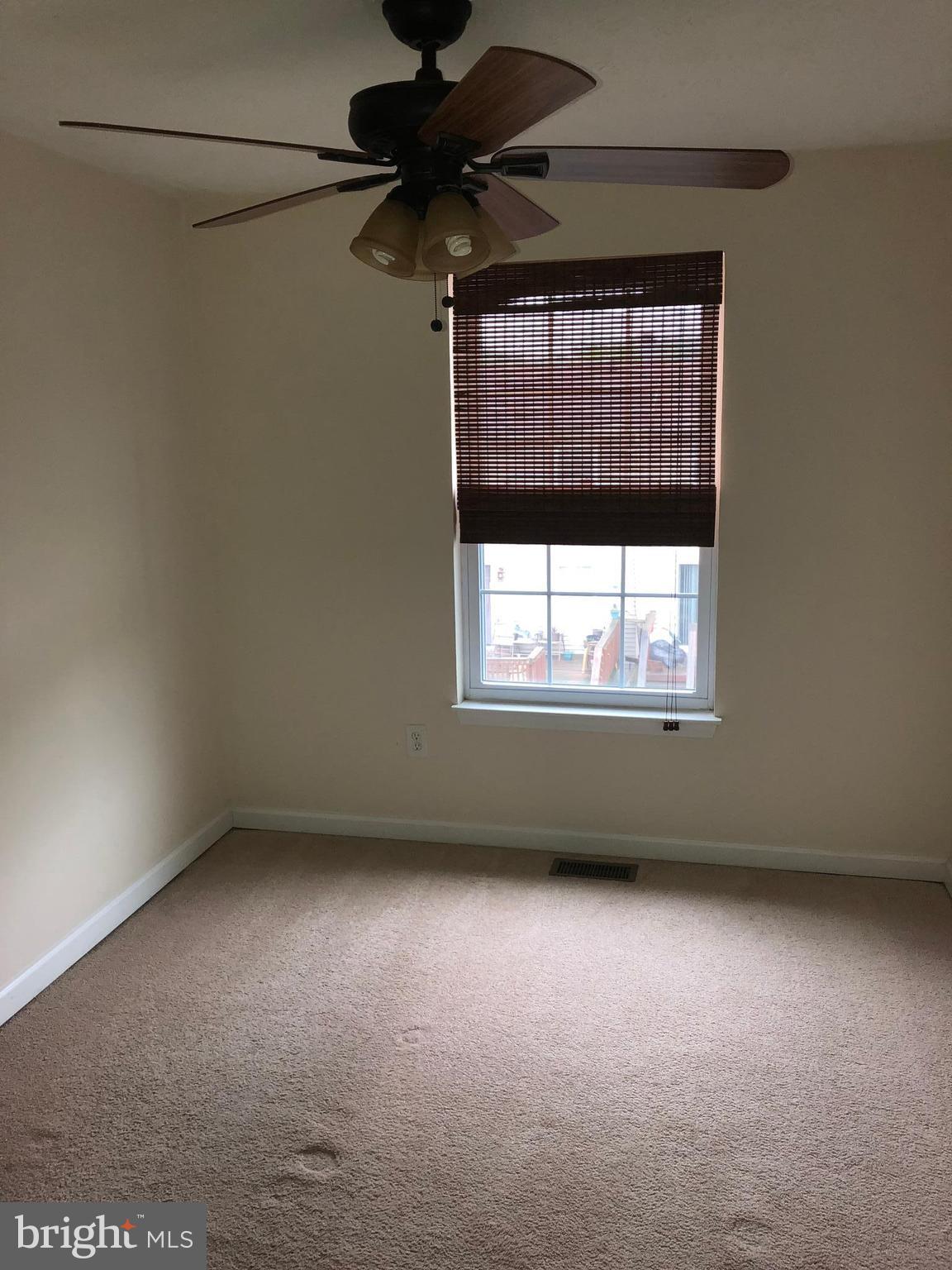 CARROLL CREST - Residential Lease