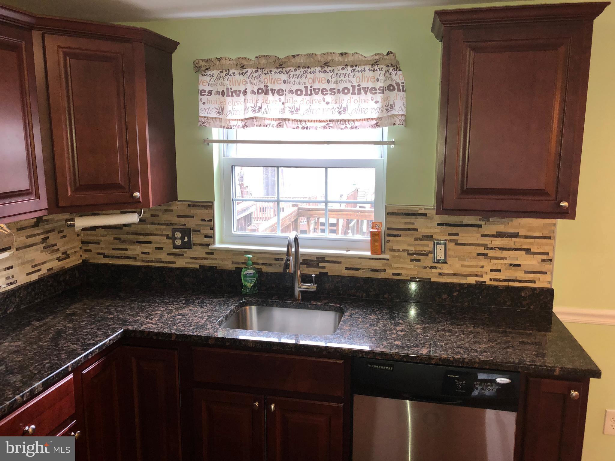 CARROLL CREST - Residential Lease