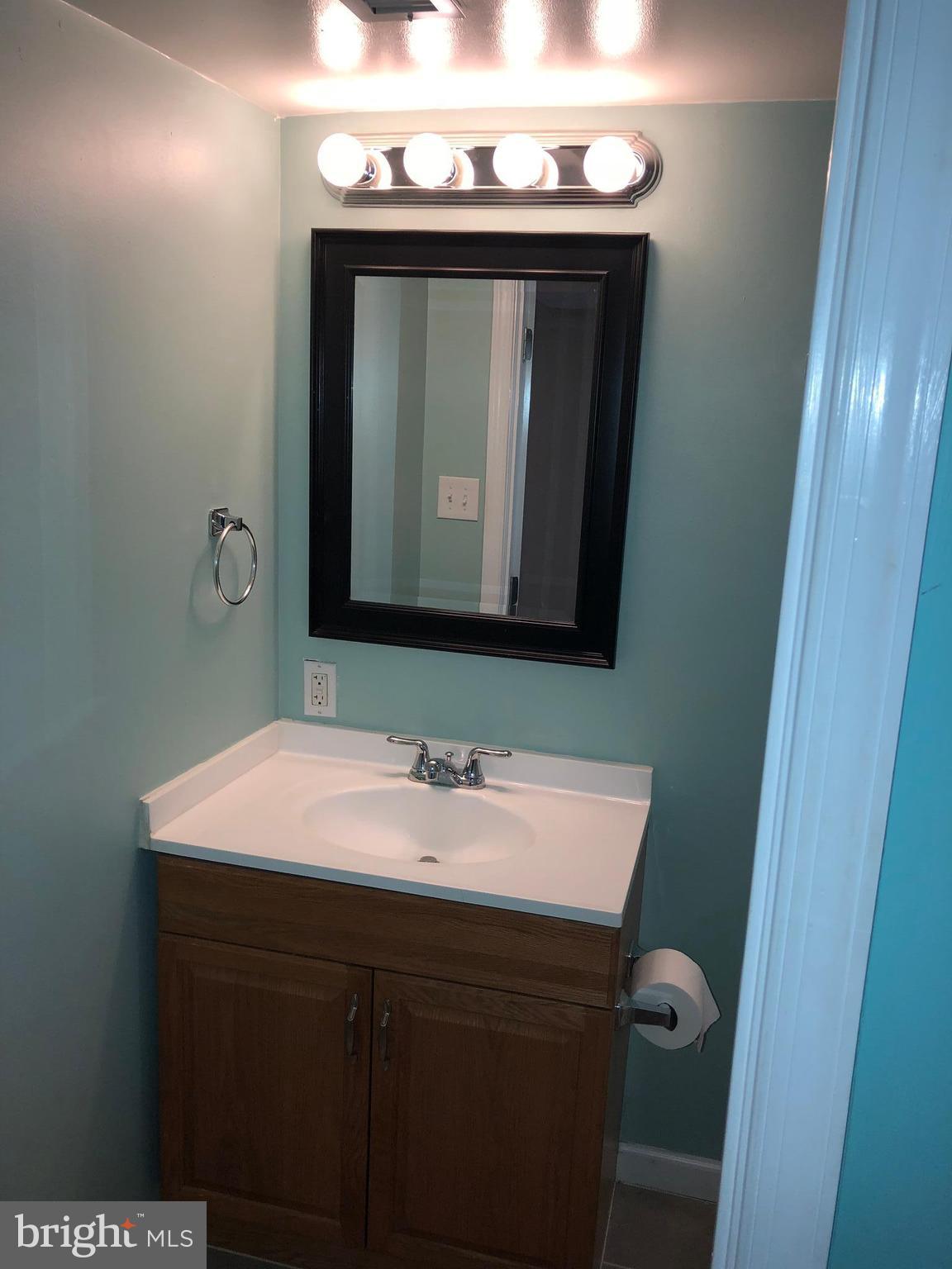 CARROLL CREST - Residential Lease