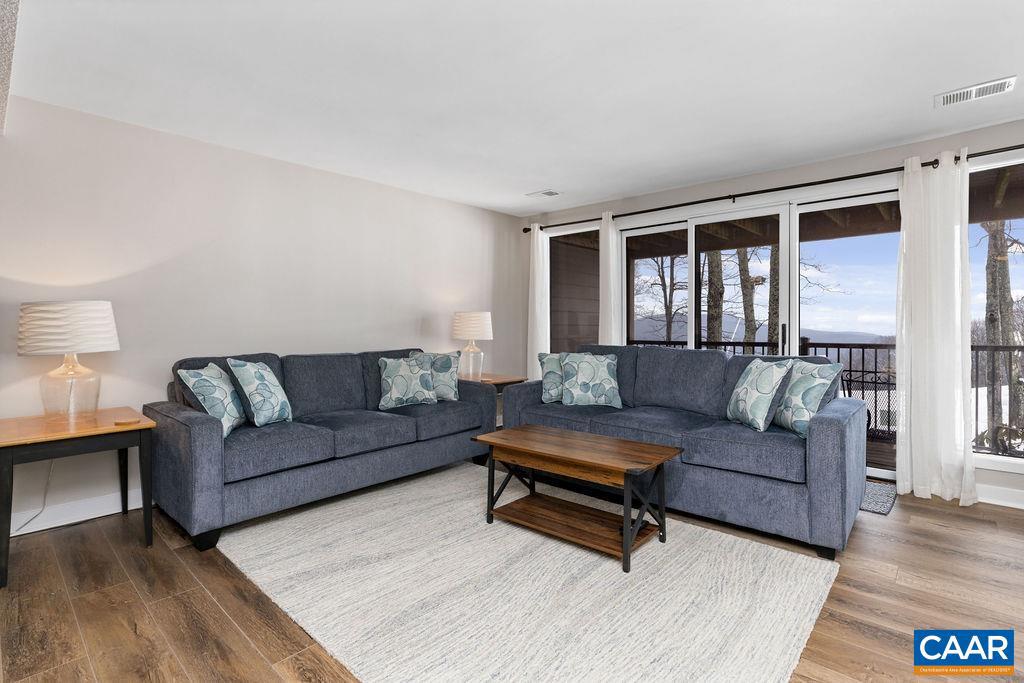 WINTERGREEN RESORT - Residential