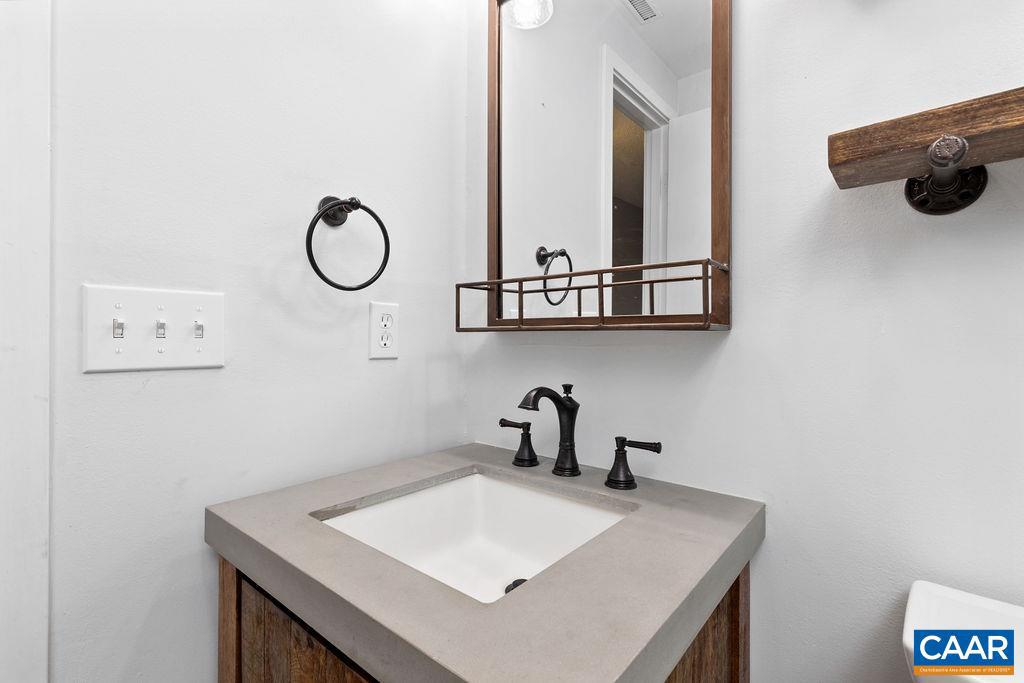 WINTERGREEN RESORT - Residential