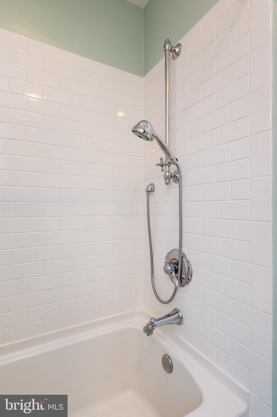 GLENANGUS - Residential