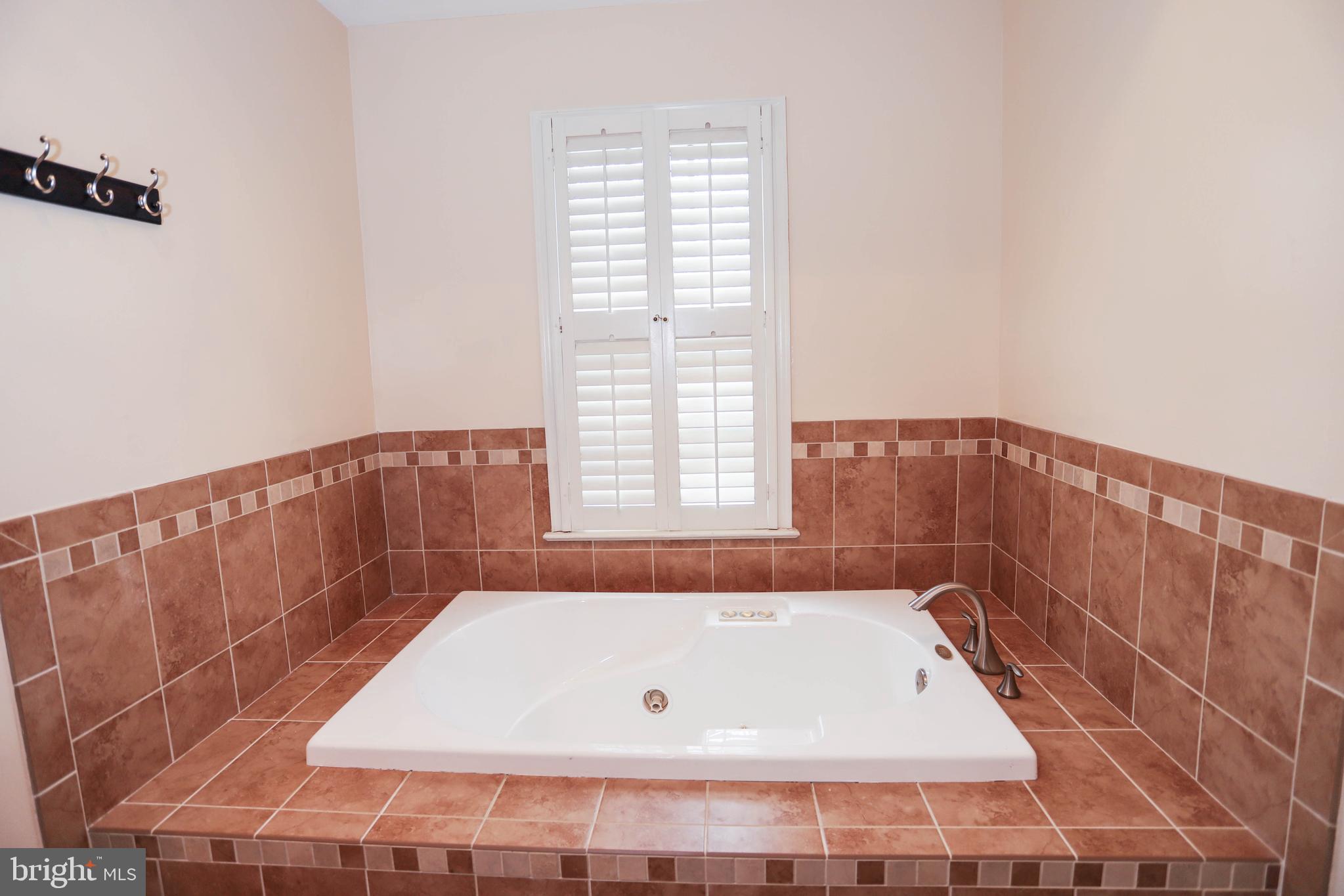 INVERNESS FOREST - Residential