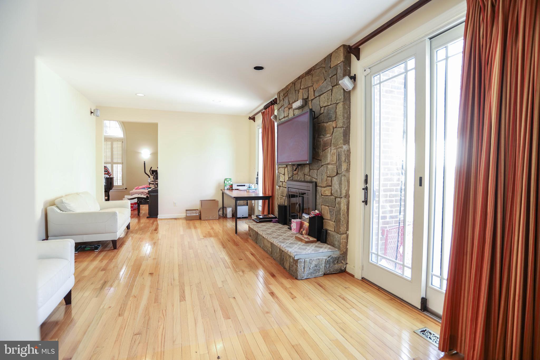 INVERNESS FOREST - Residential