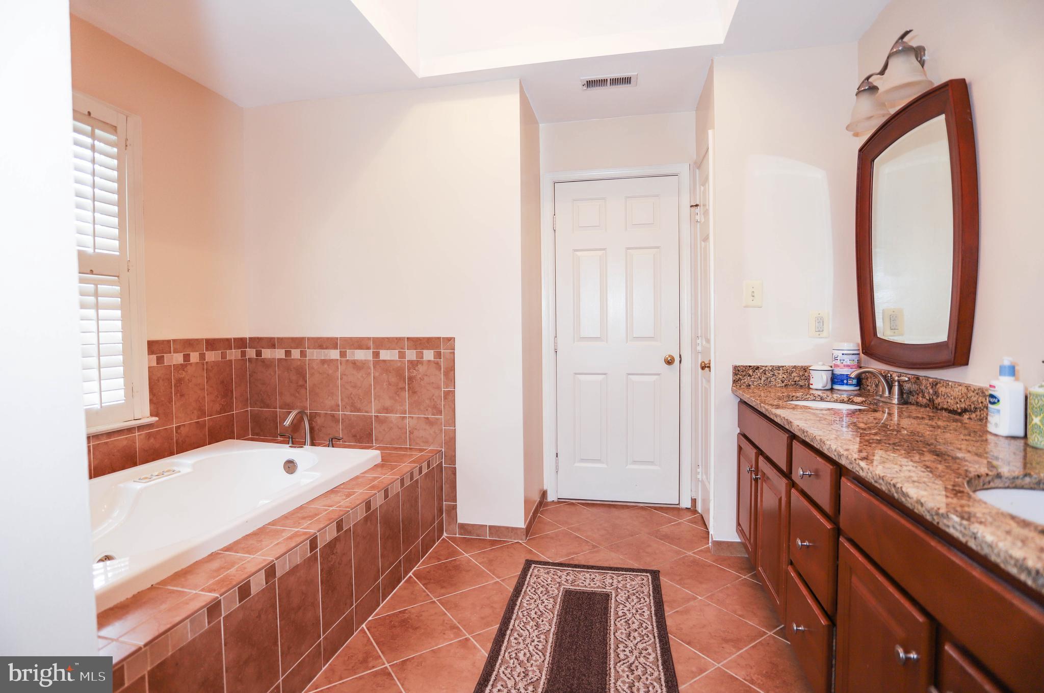 INVERNESS FOREST - Residential