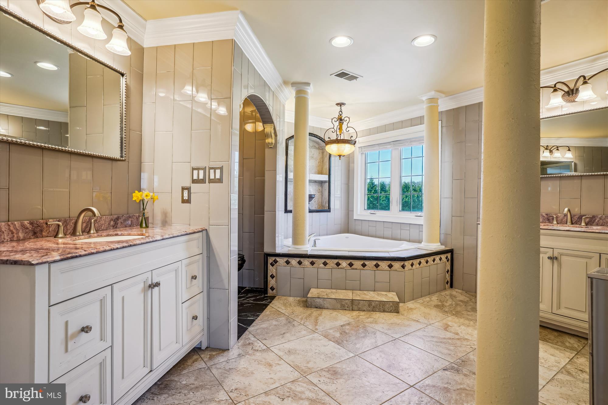 GLYNN TARRA ESTATES - Residential