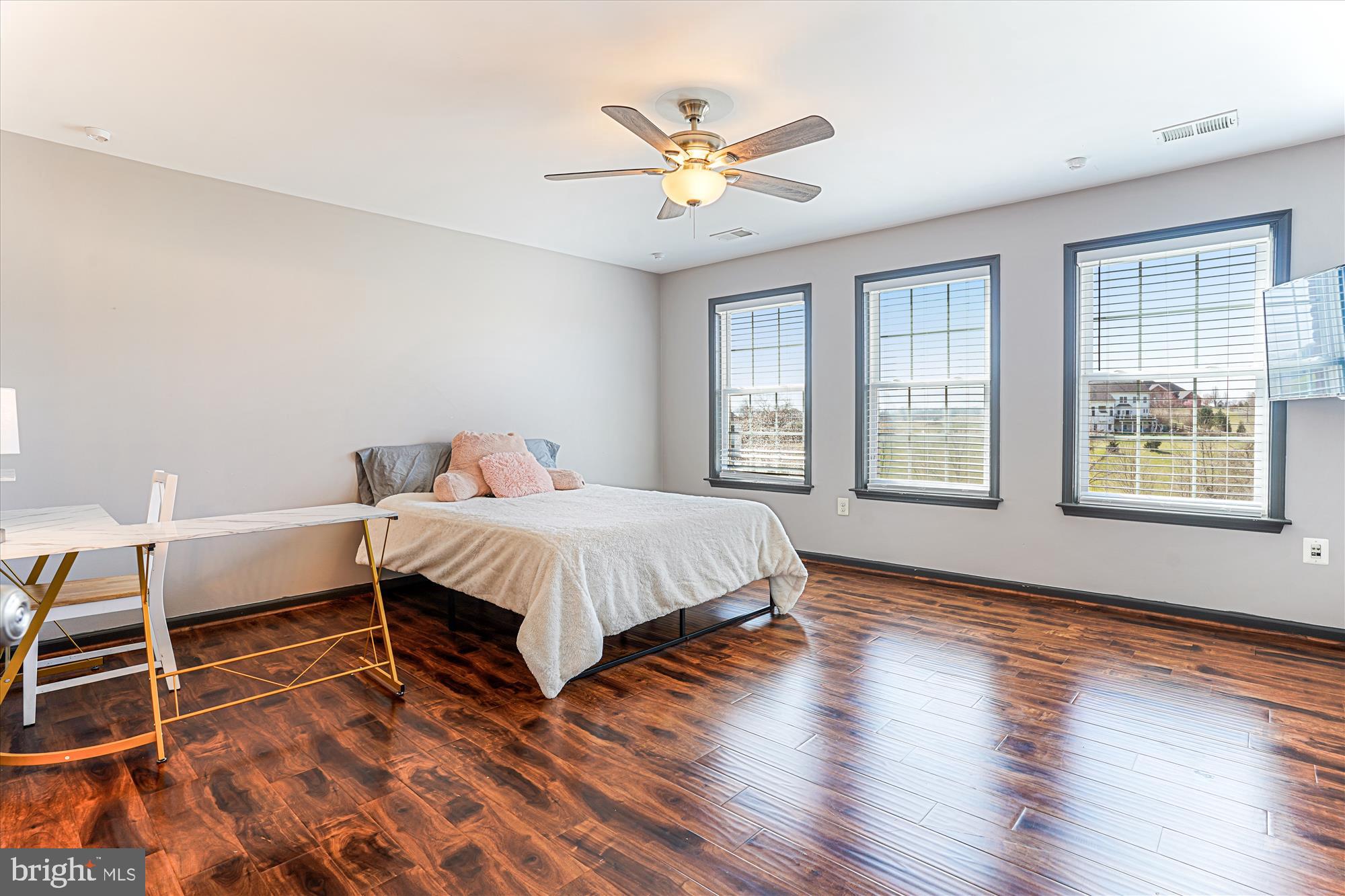 GLYNN TARRA ESTATES - Residential