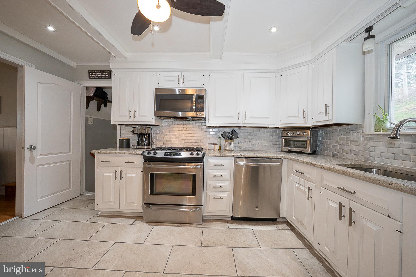 ROSE TREE WOODS - Residential