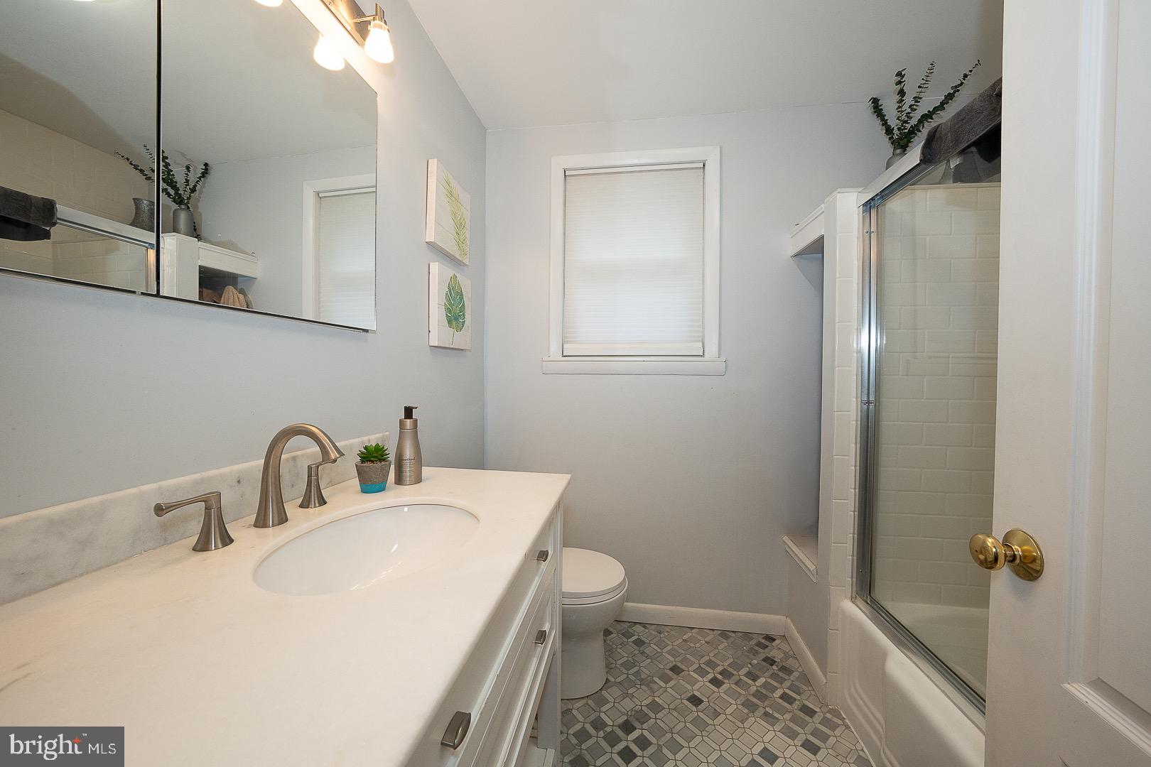 ROSE TREE WOODS - Residential