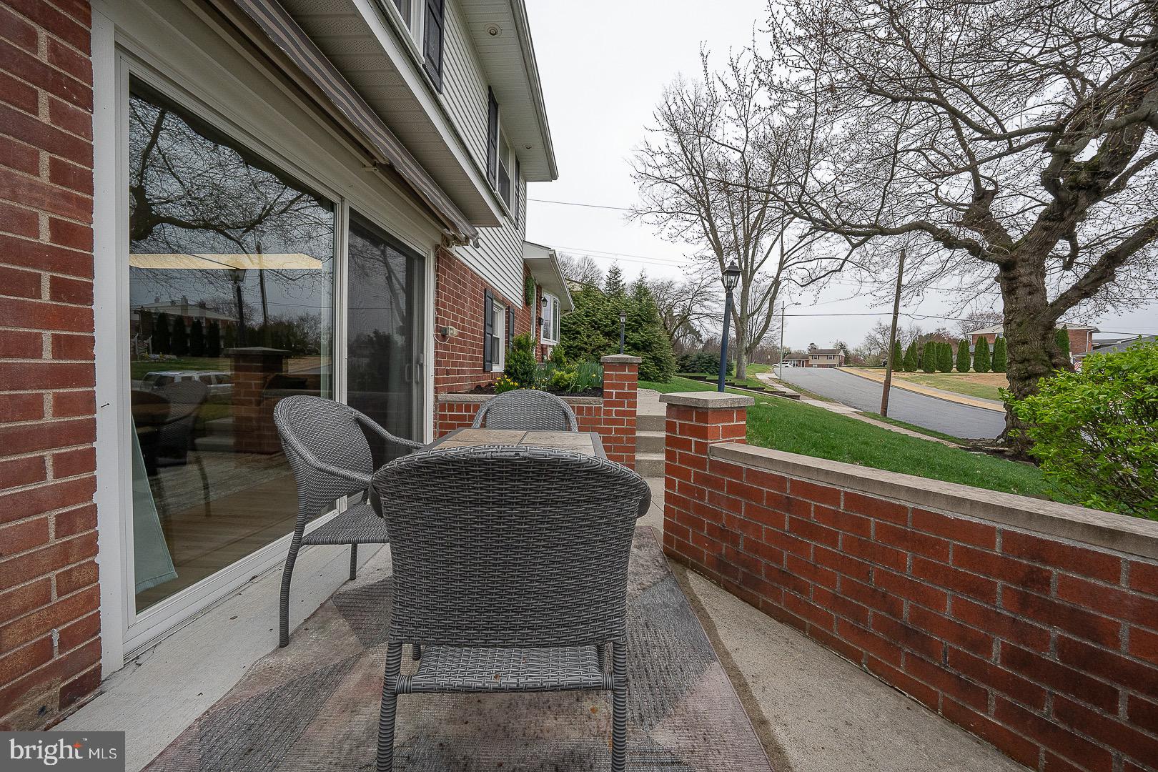 ROSE TREE WOODS - Residential