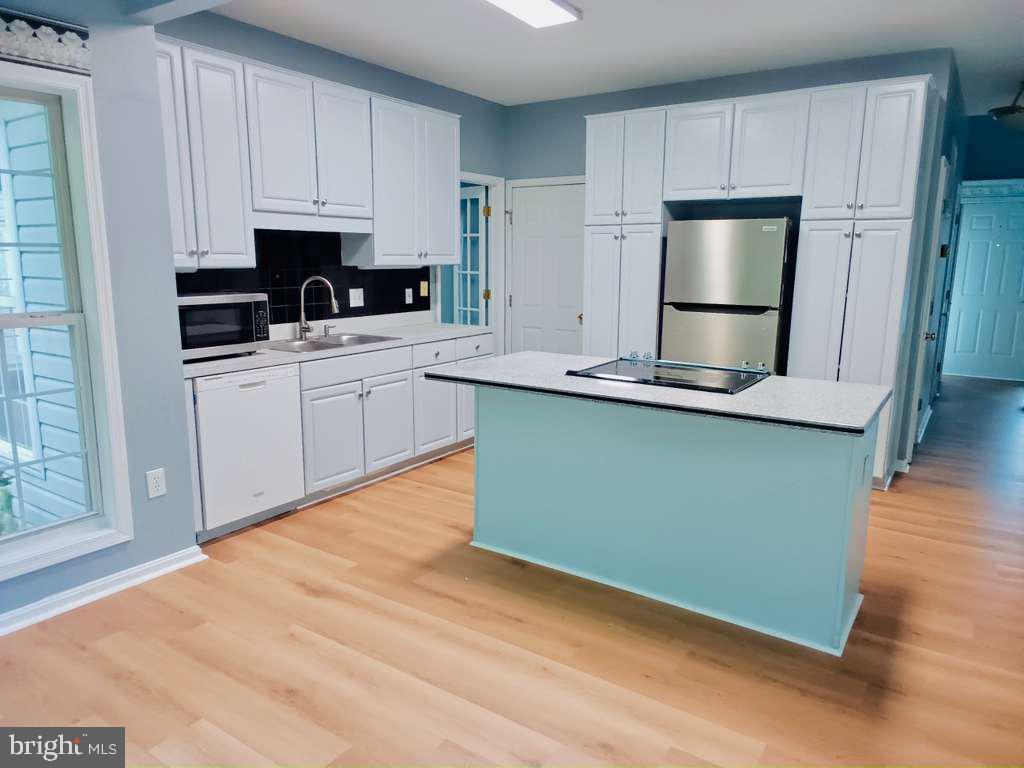 15 VARONE DRIVE