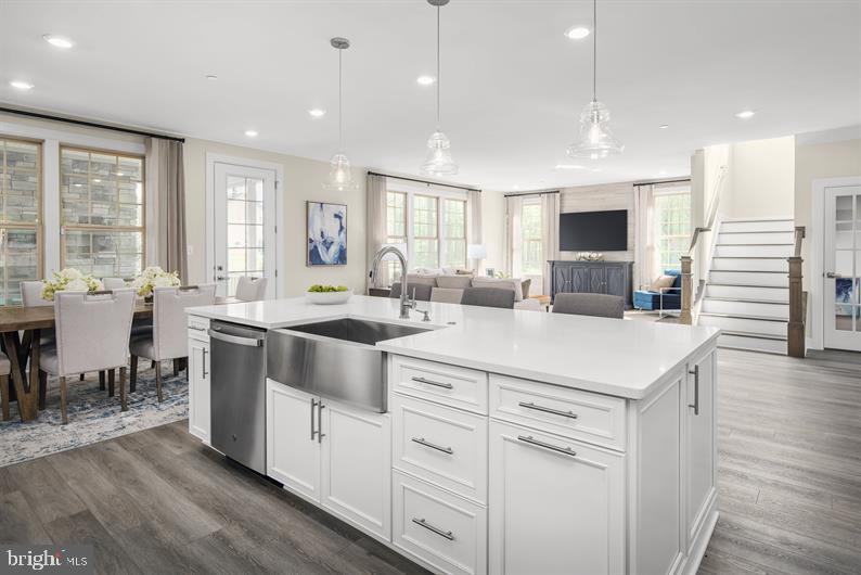 WESTMOUNT - Residential