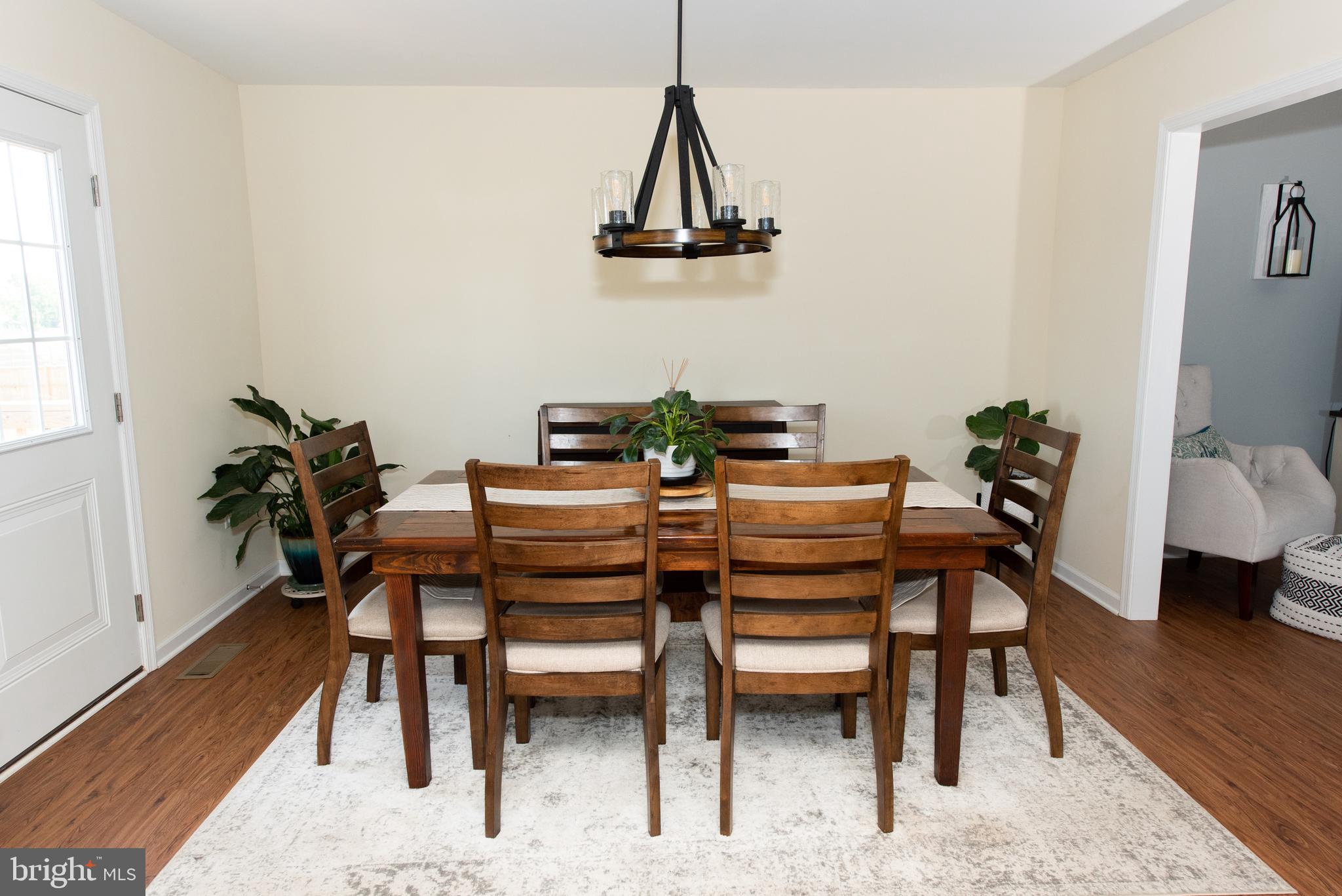 ELIZABETH STATION - Residential