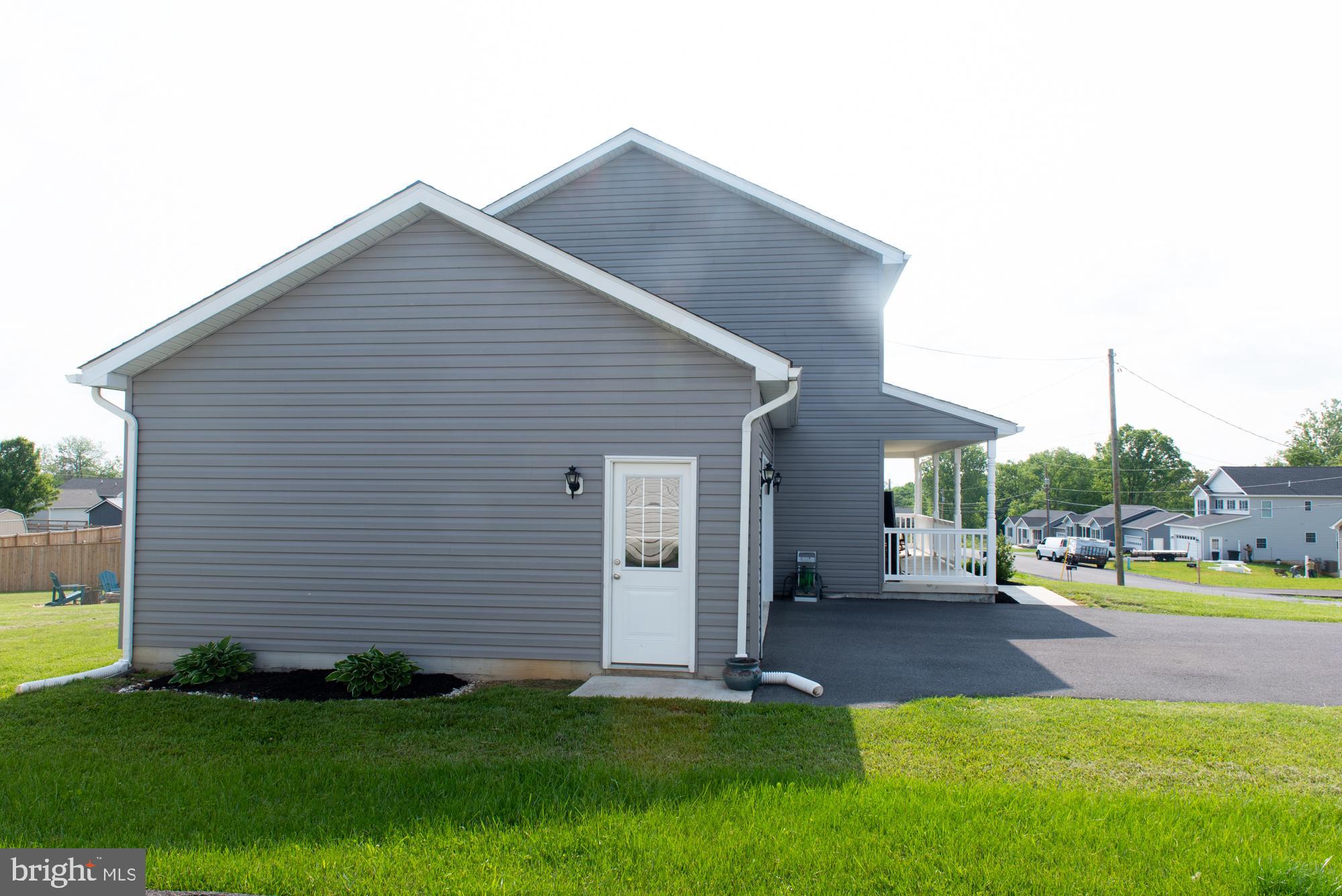 ELIZABETH STATION - Residential