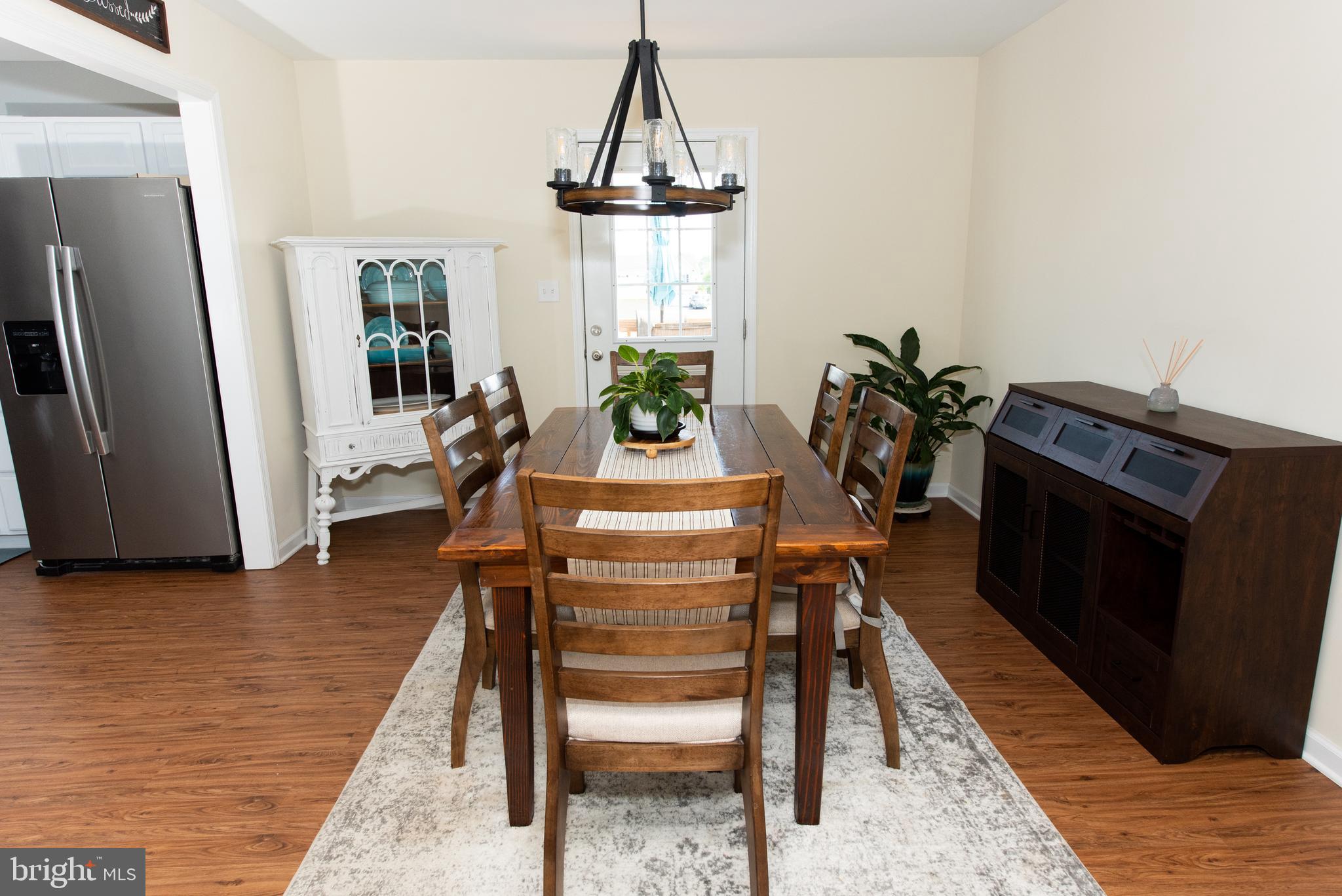 ELIZABETH STATION - Residential