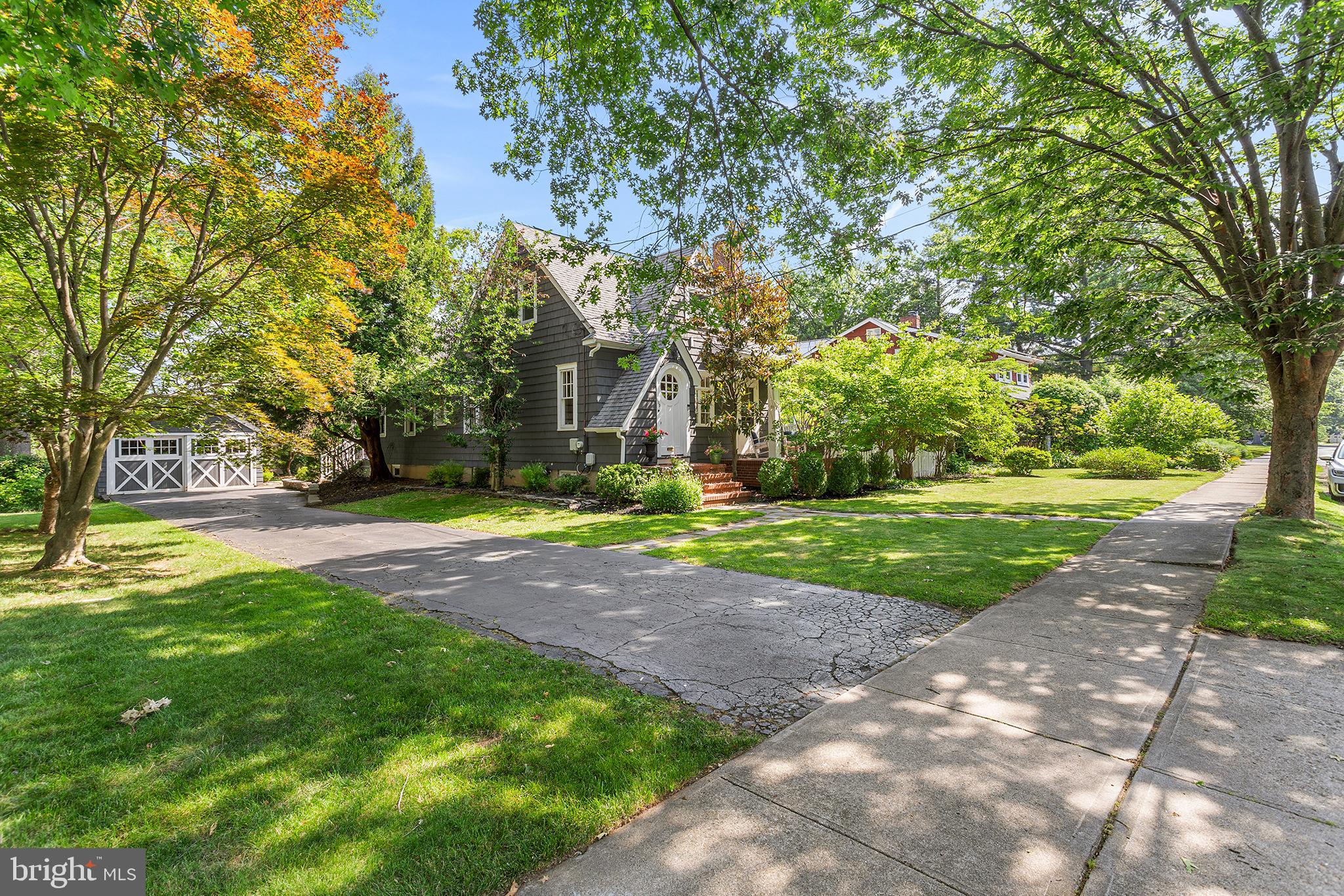 105 LANING AVENUE