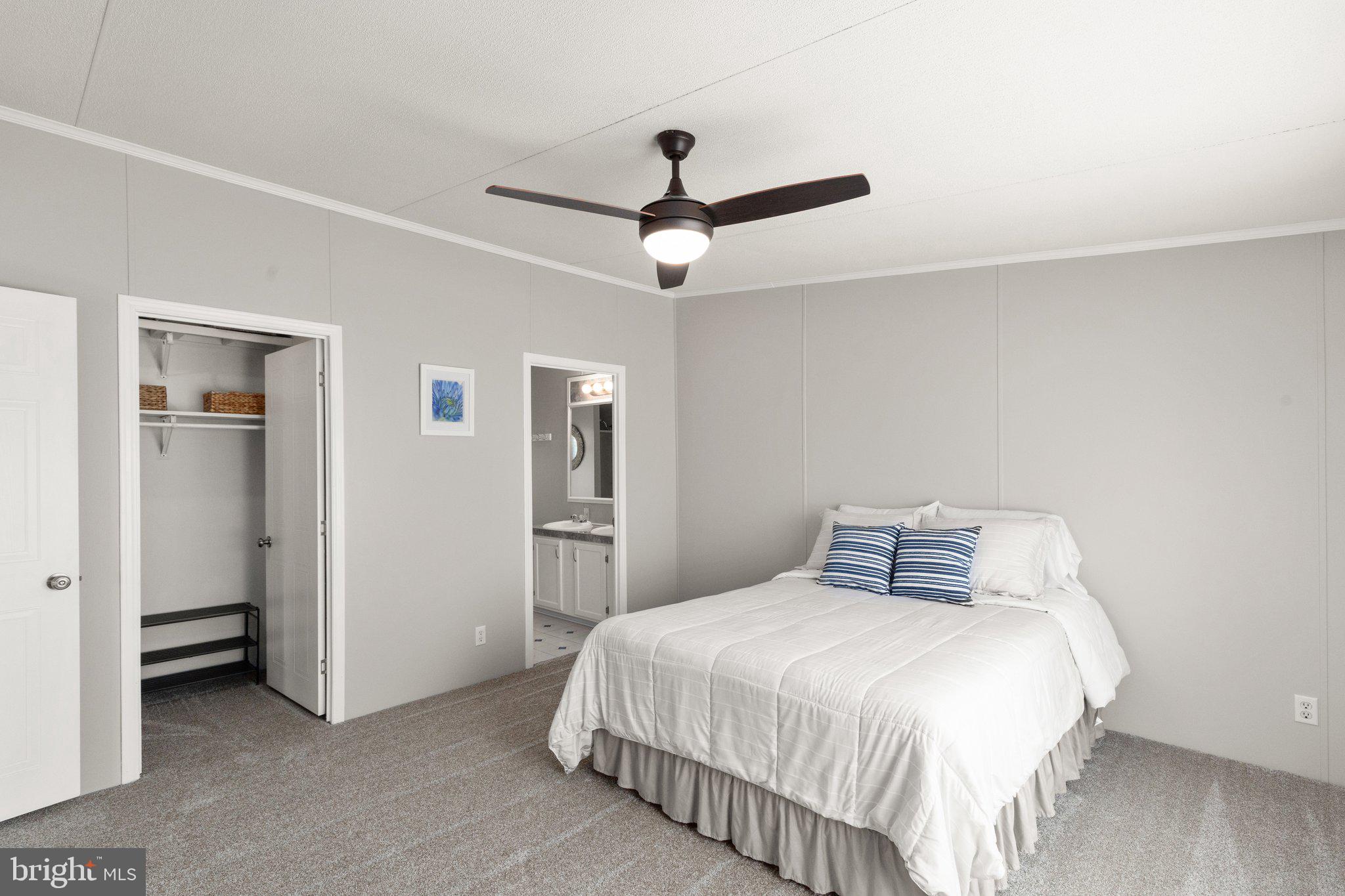 BUSH RIVER MANOR - Residential