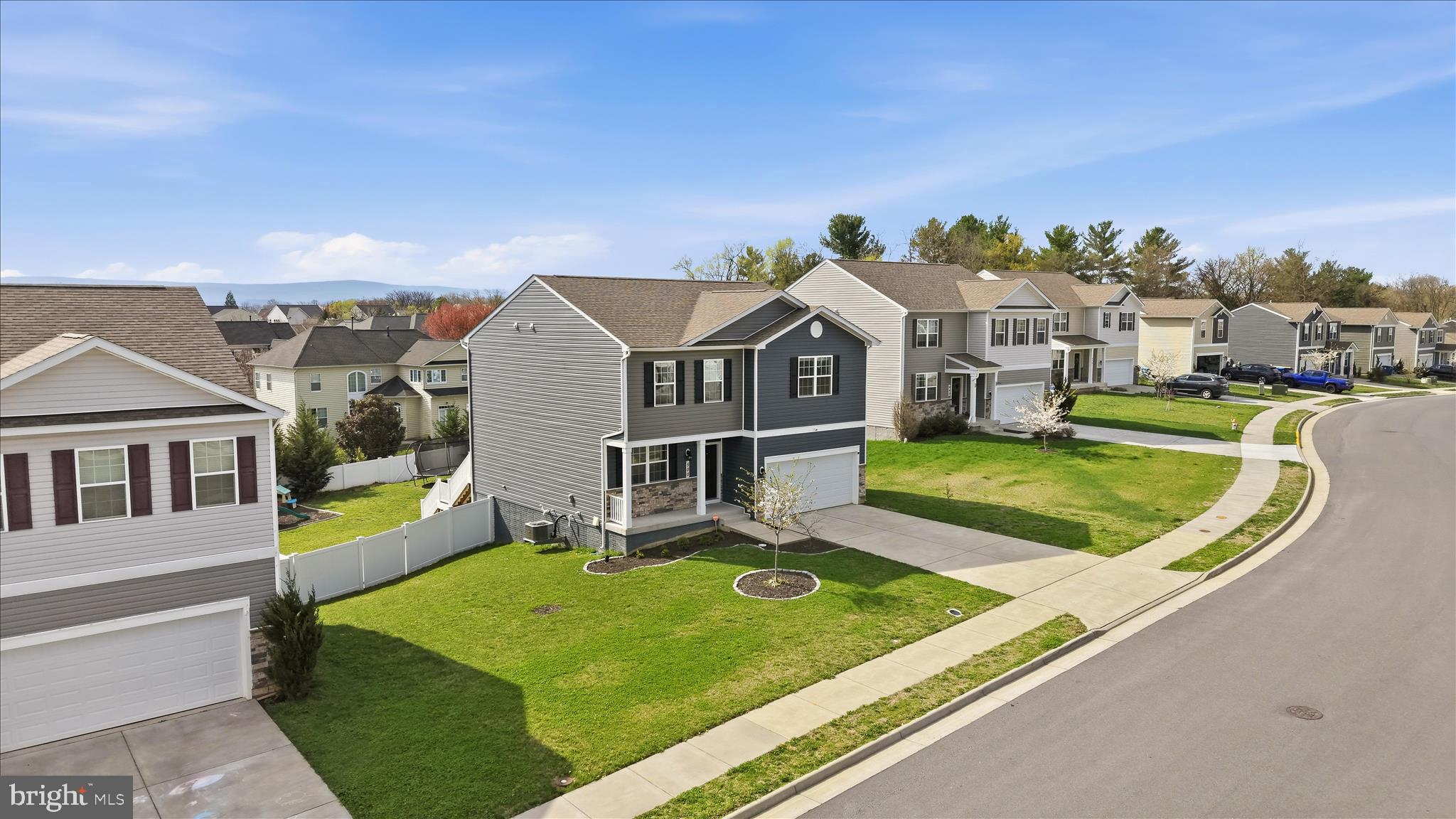 SHENANDOAH CROSSING - Residential