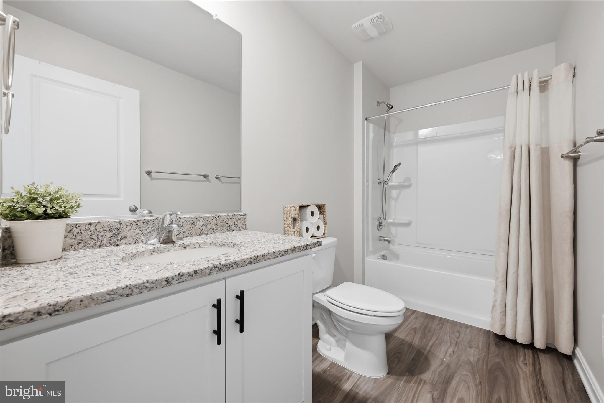 SHENANDOAH CROSSING - Residential