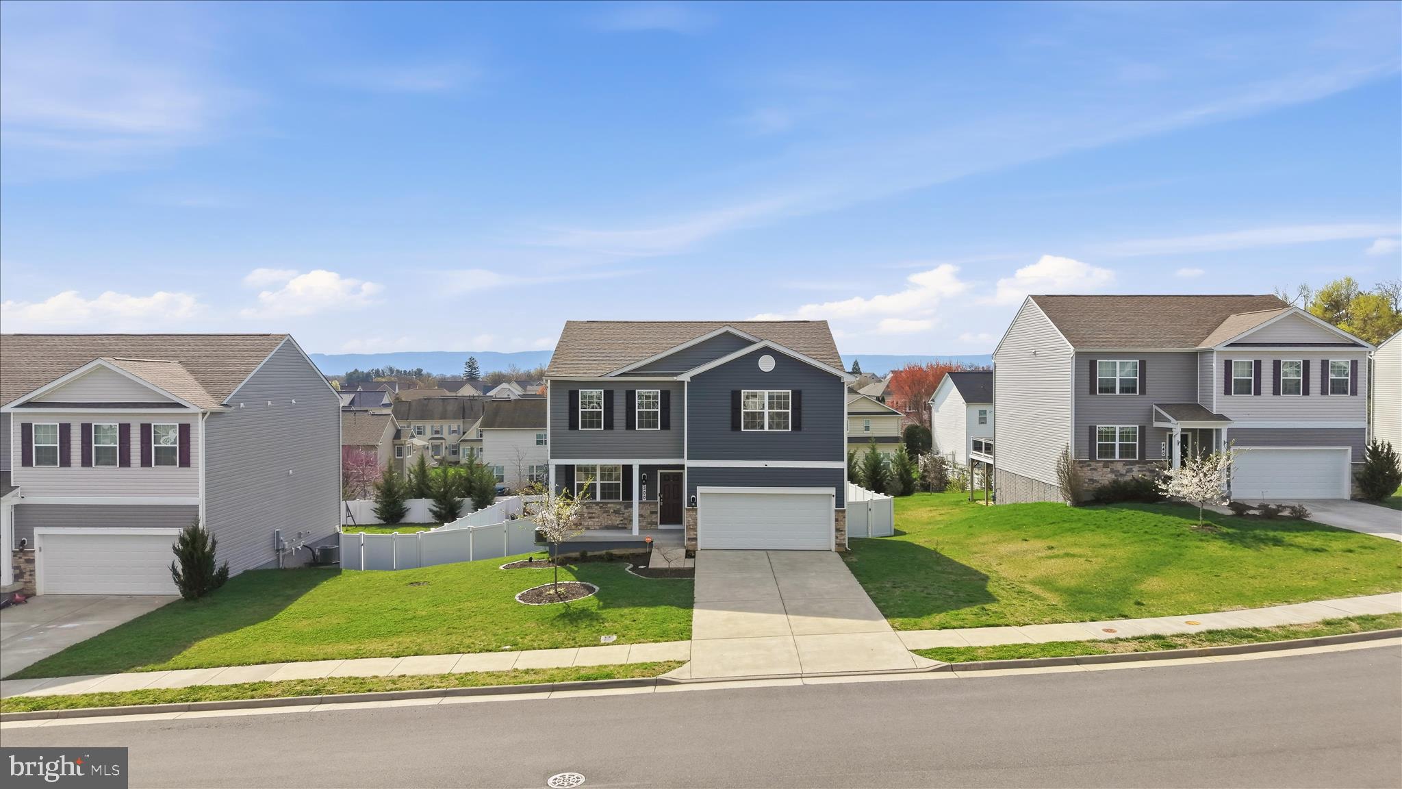 SHENANDOAH CROSSING - Residential