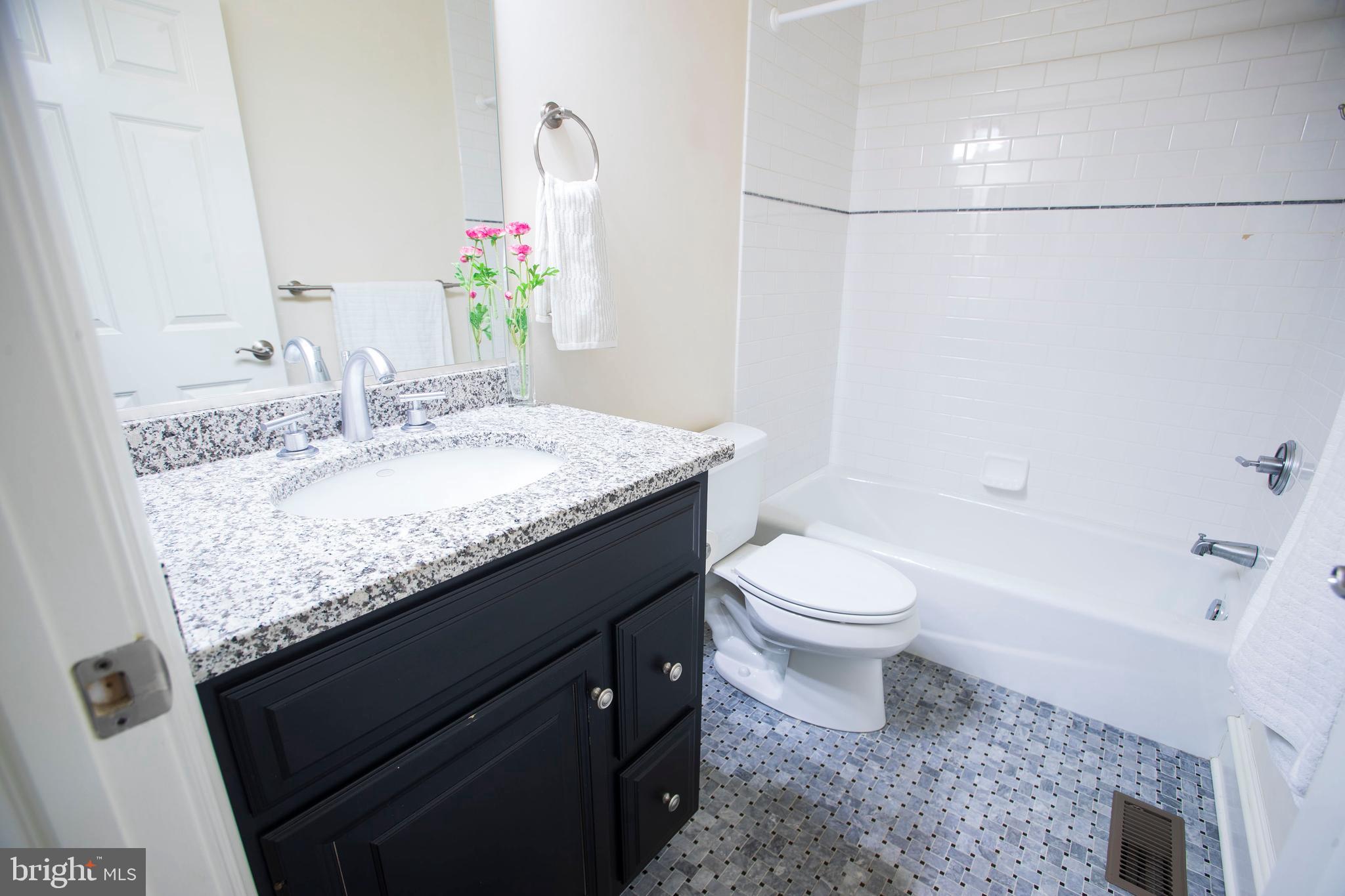 SAYBROOK - Residential