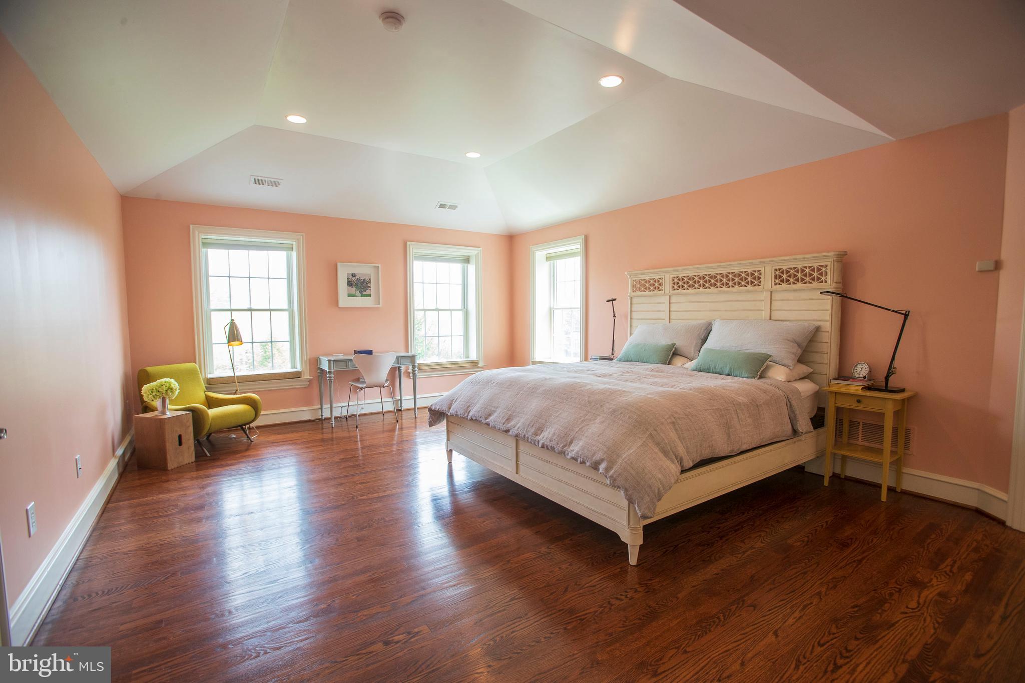 SAYBROOK - Residential