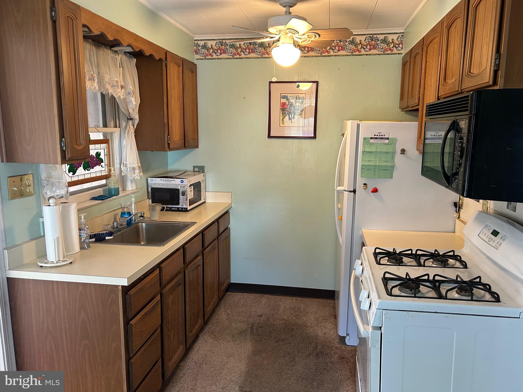 OAKMONT - Residential