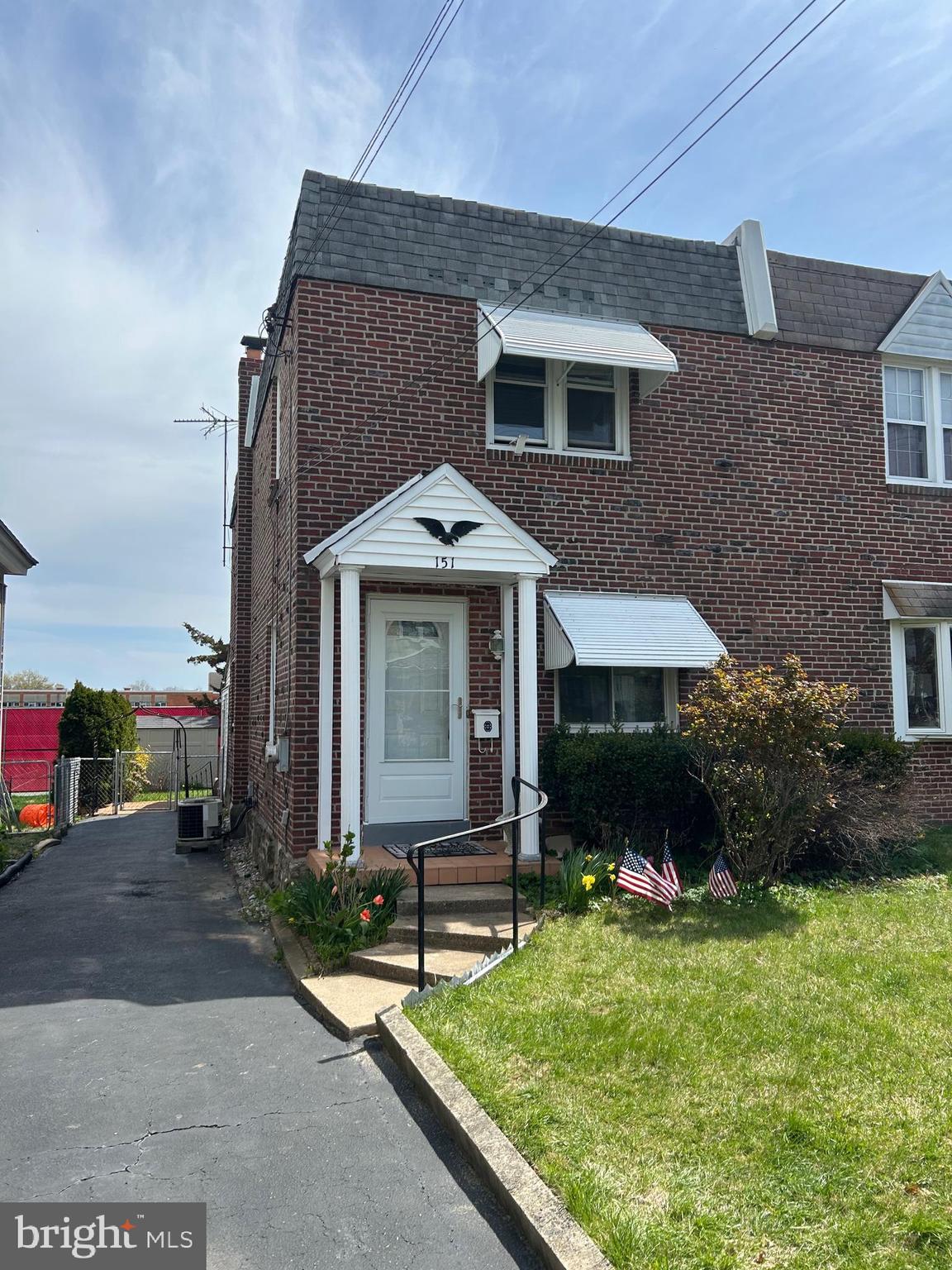 OAKMONT - Residential