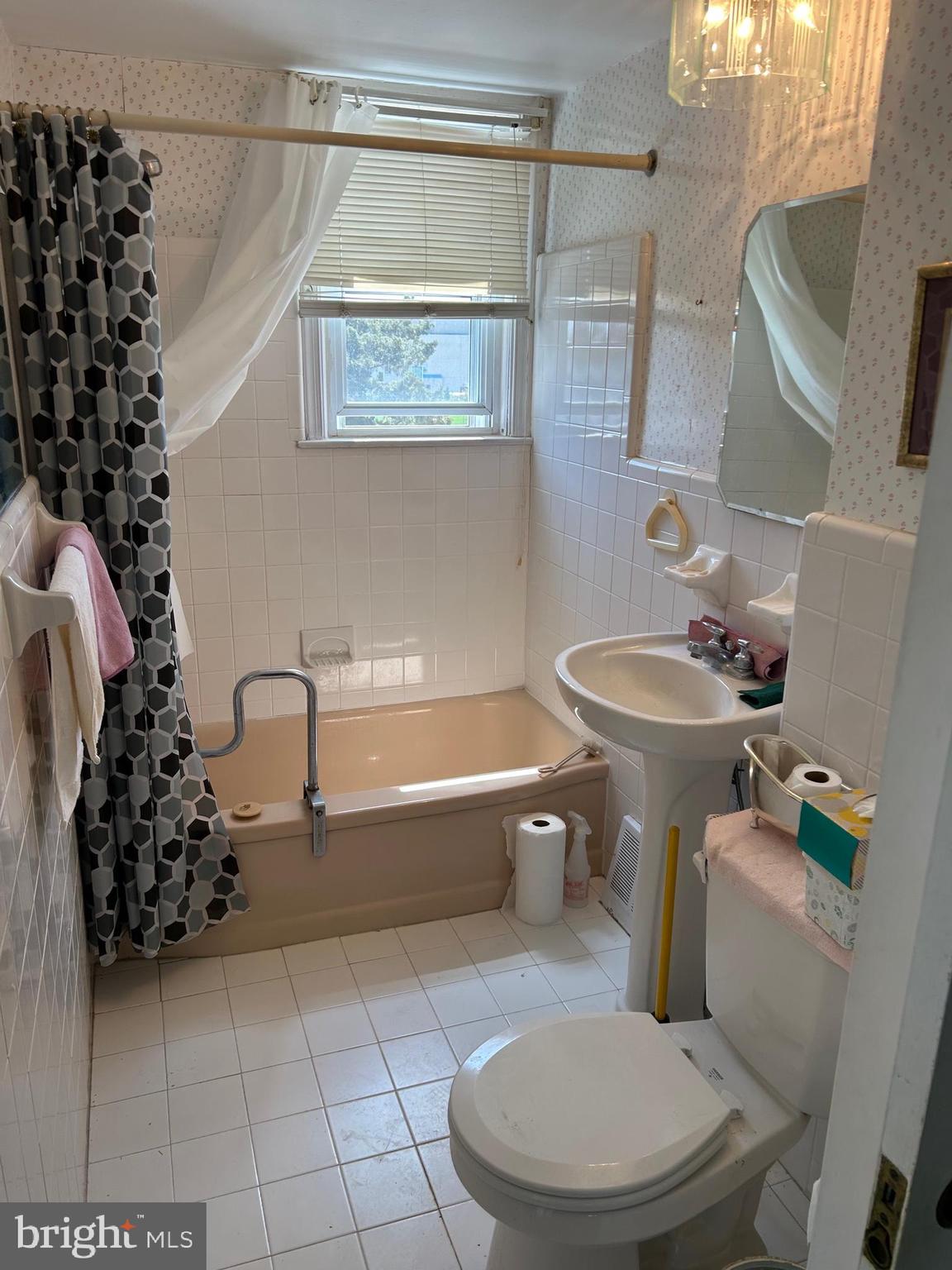 OAKMONT - Residential