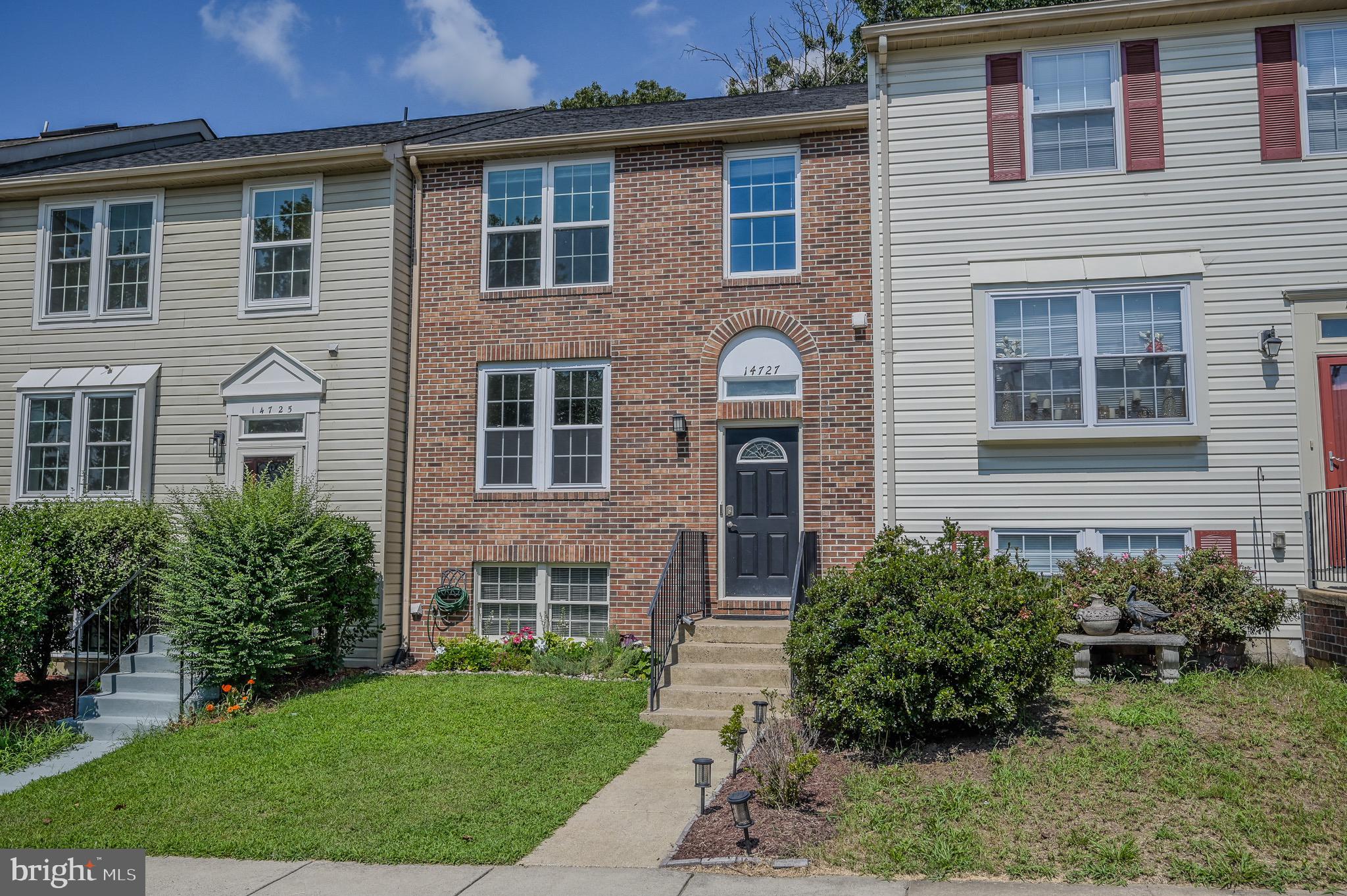 Welcome to this beautifully well-maintained 3-bedroom, 2.5-bathroom townhome nestled in a quiet, family-friendly community in the heart of Woodbridge close to everything! This bright and spacious home offers the perfect blend of comfort, style, and convenience.
Step inside to find an open-concept living and dining area filled with natural light, hardwood flooring, wood accent wall and neutral tones throughout. The updated kitchen features stainless steel appliances, plenty of cabinet and counter space, and a cozy breakfast nook with breakfast bar. Upstairs, the spacious primary suite boasts a walk-in closet and private en-suite bathroom, while two additional bedrooms offer ample space for guests, kids, or a home office.
Enjoy outdoor living on your private deck and fenced-in backyard — perfect for relaxing or entertaining. Additional features include an in-unit washer and dryer, assigned parking, and access to community amenities such as playgrounds and walking paths.
Conveniently located just minutes from I-95, Stonebridge at Potomac Town Center, Potomac Mills Mall, and local schools. Commuters will appreciate the proximity to major routes and the VRE. Pets welcome on a case-by-case basis and long term leases available!