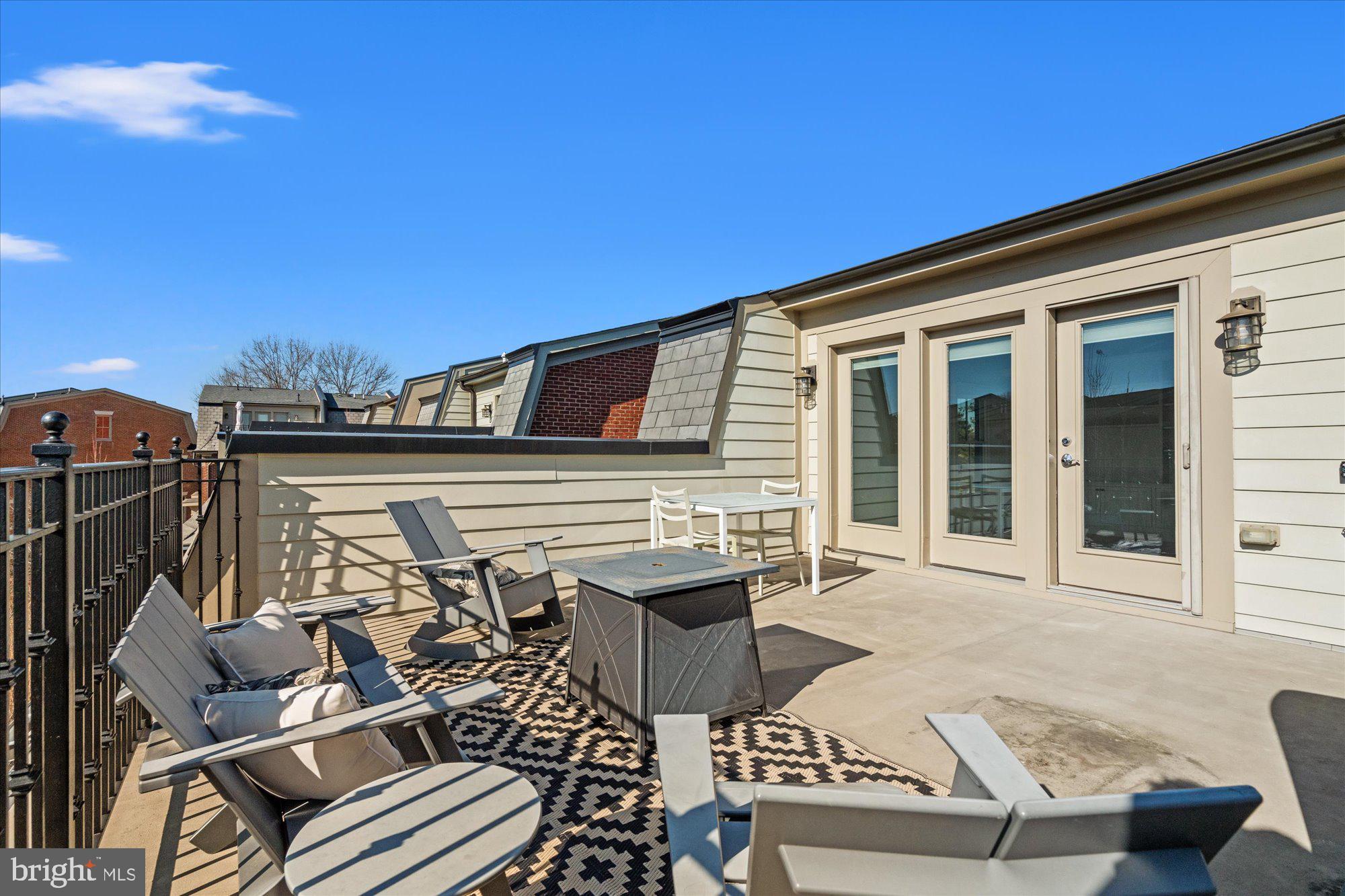 SYMPHONY PARK - Residential