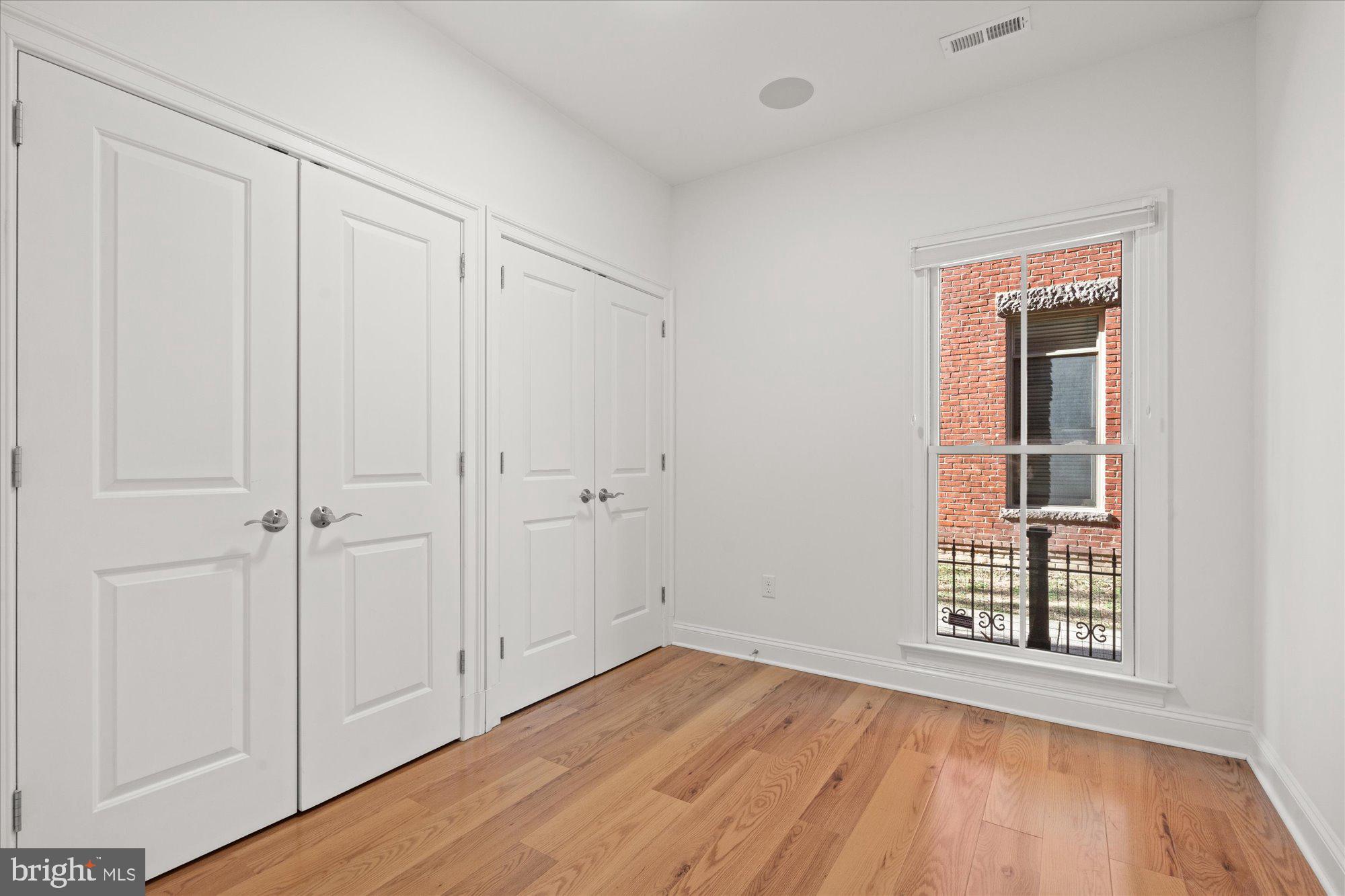 SYMPHONY PARK - Residential