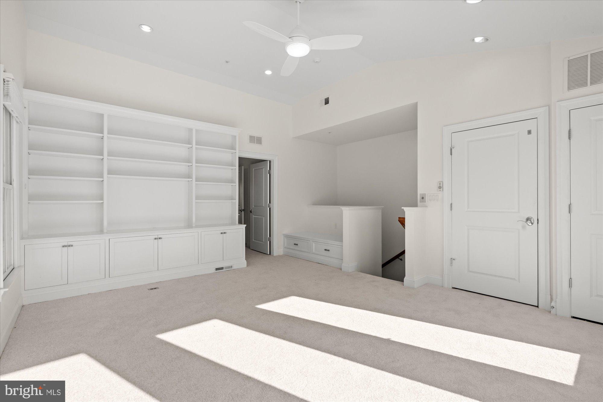 SYMPHONY PARK - Residential