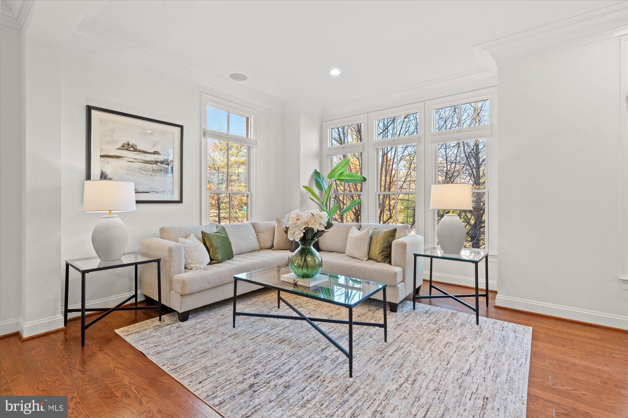 SYMPHONY PARK - Residential