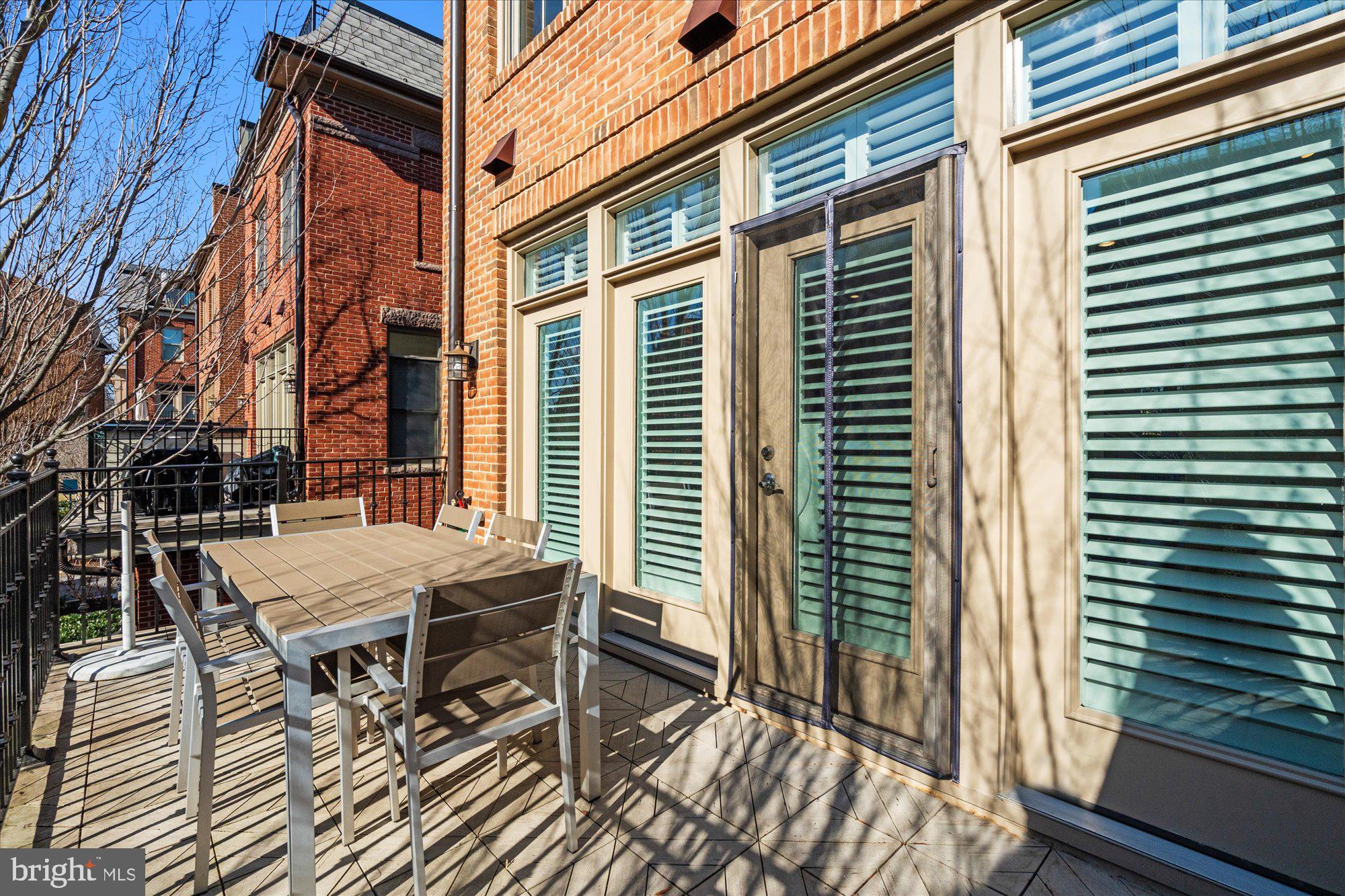 SYMPHONY PARK - Residential